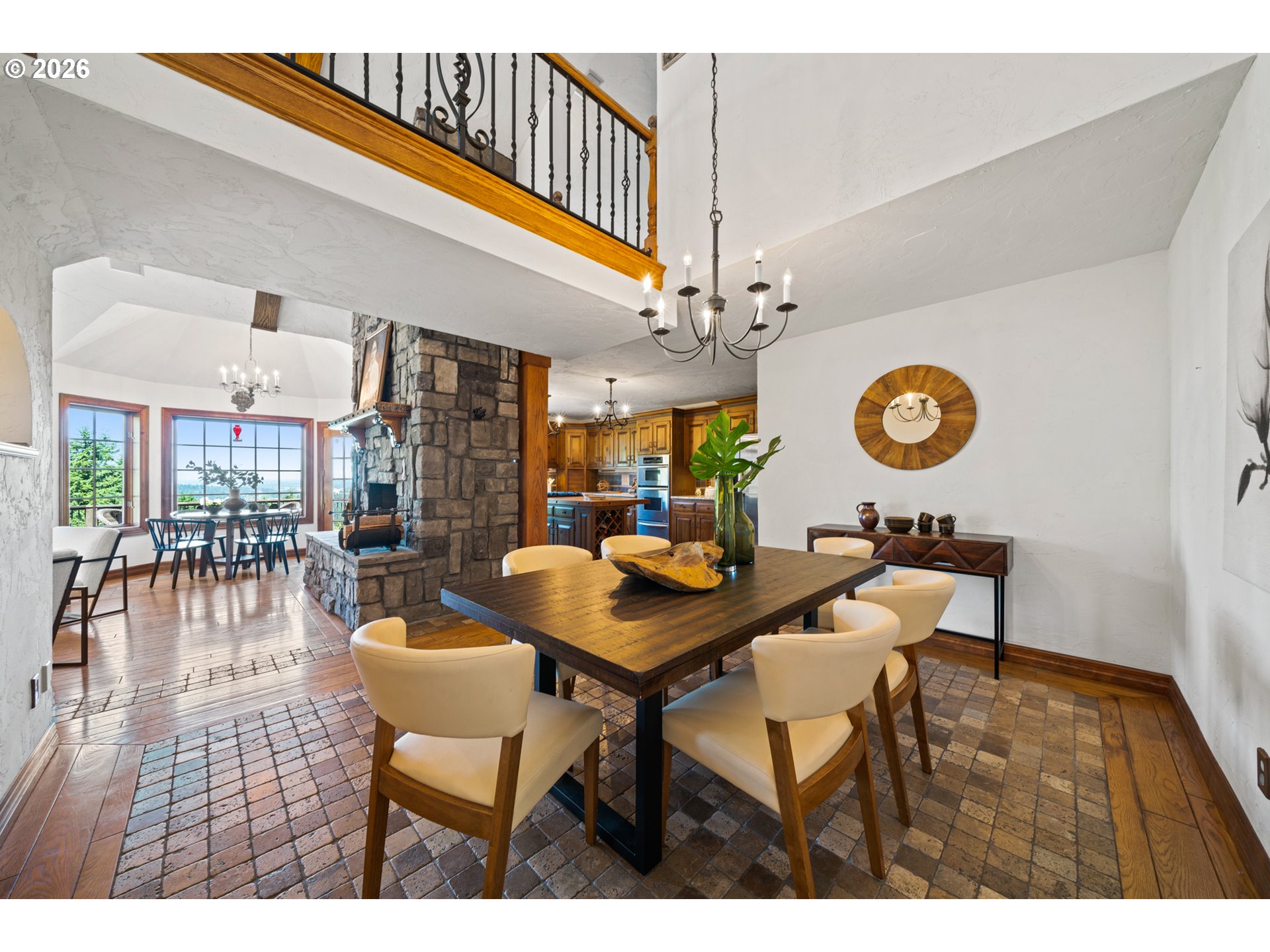 1777 SKYLAND DR