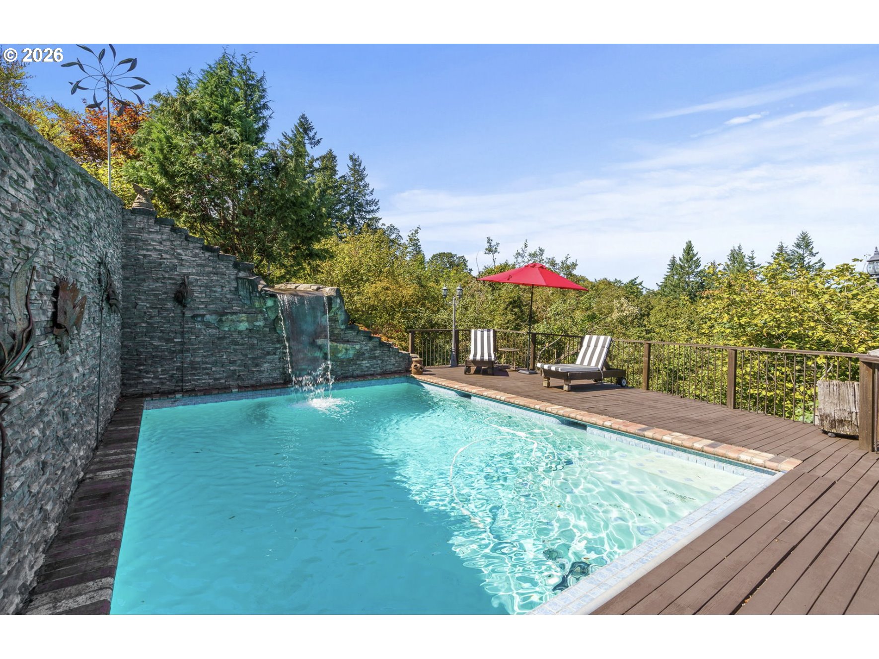 1777 SKYLAND DR