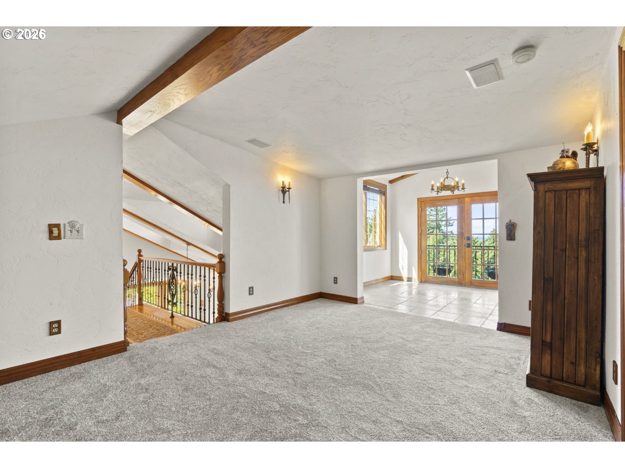 1777 SKYLAND DR