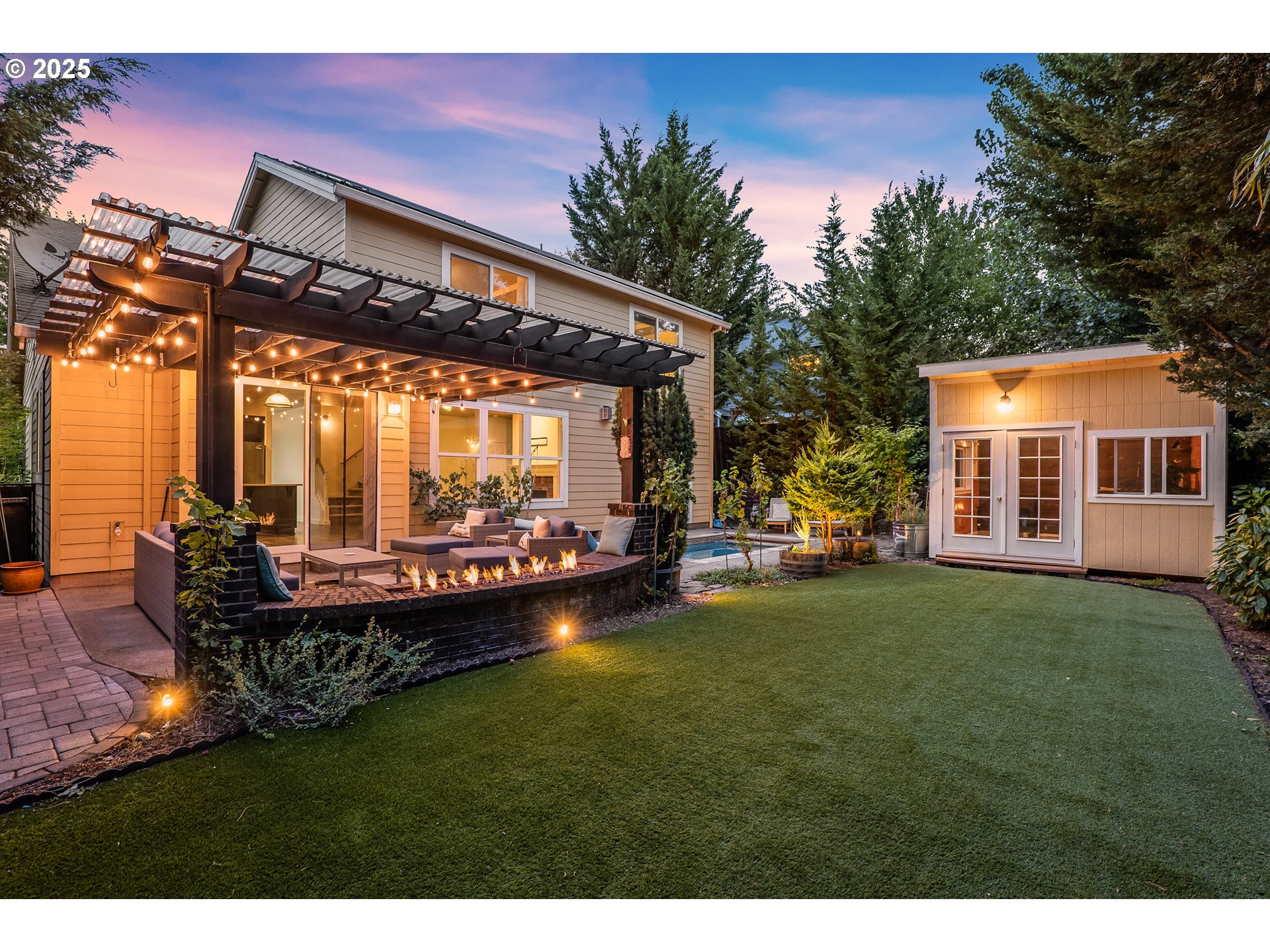 5271 N WEDGEWOOD LOOP