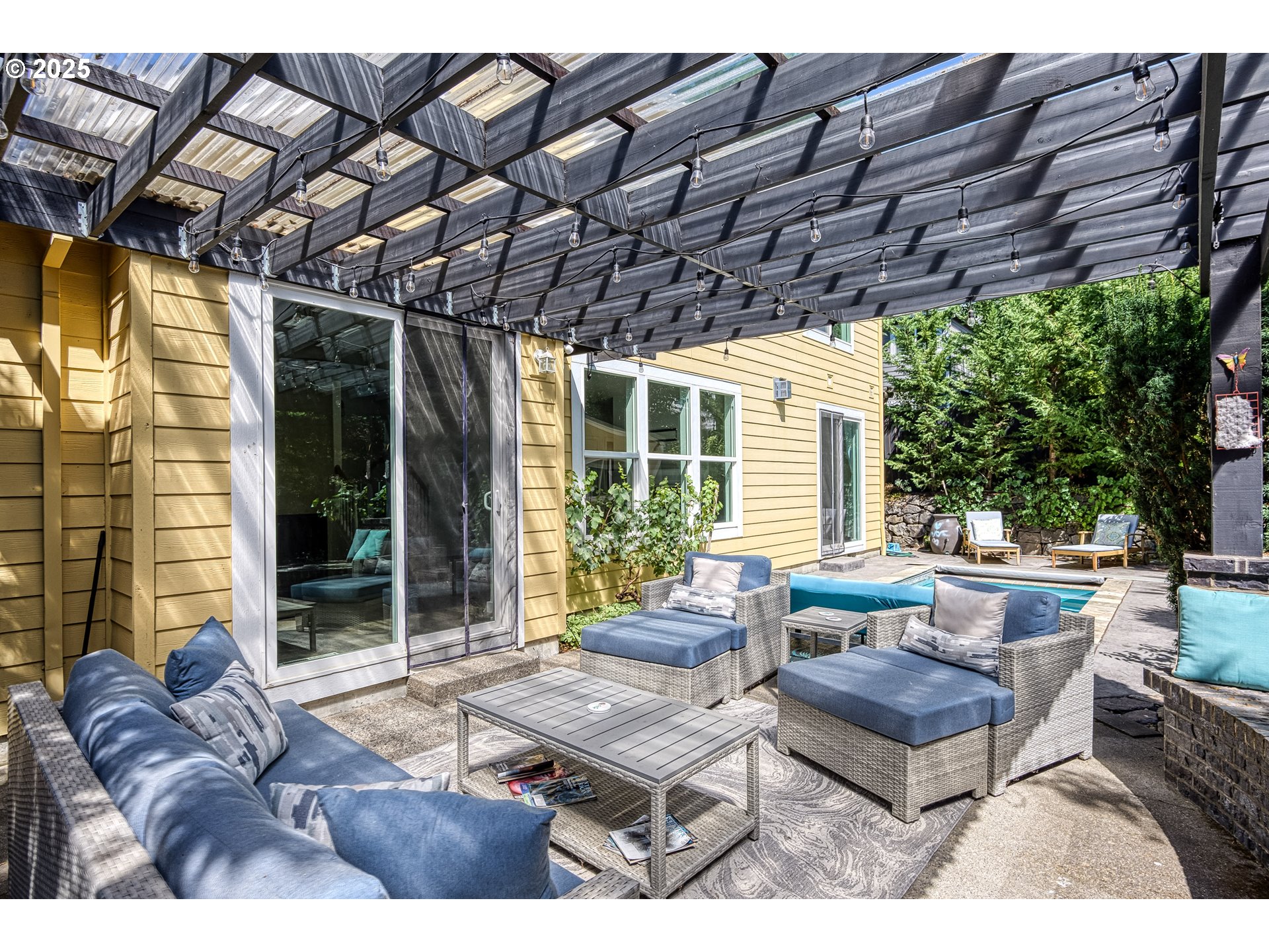 5271 N WEDGEWOOD LOOP