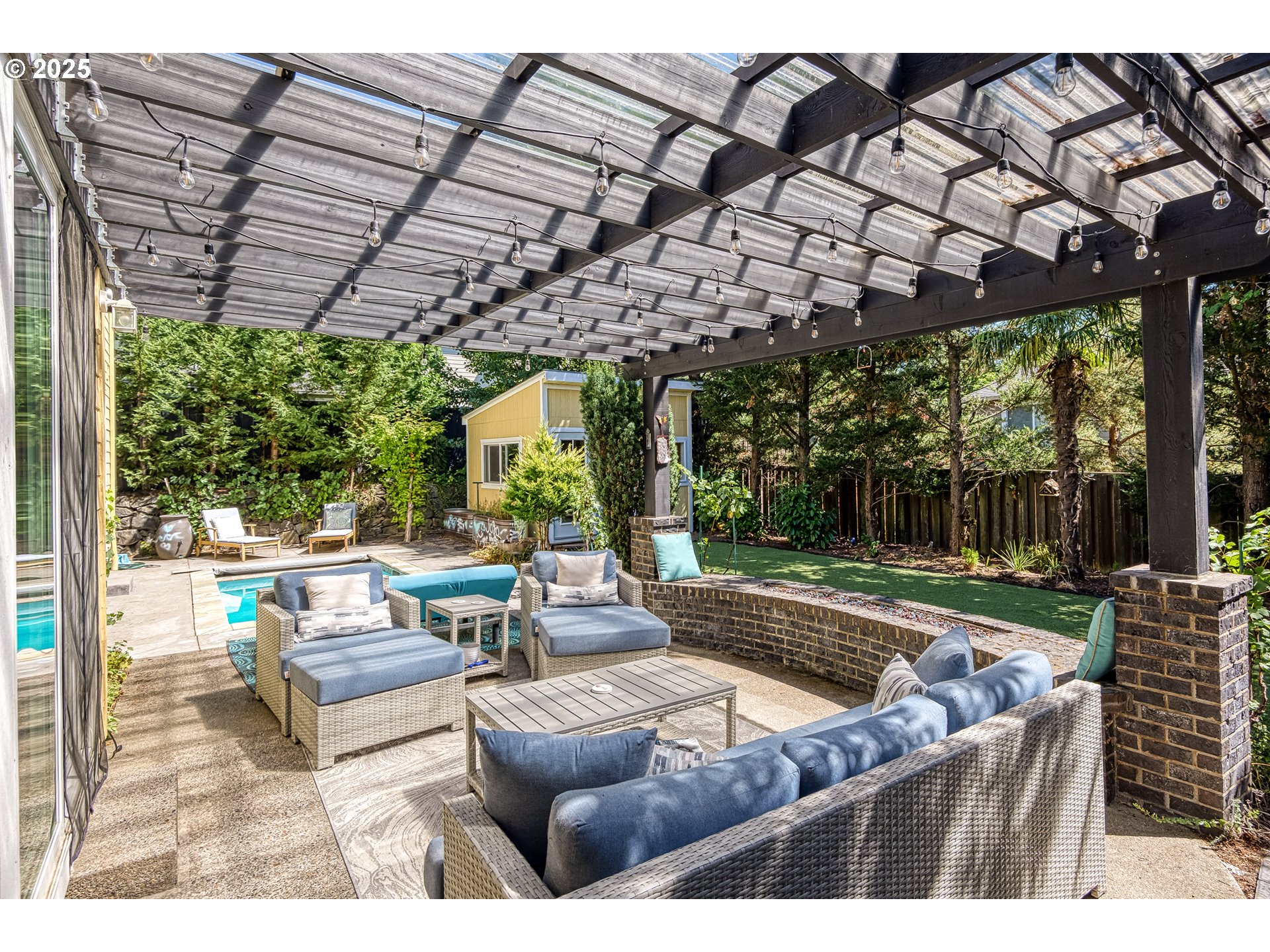 5271 N WEDGEWOOD LOOP