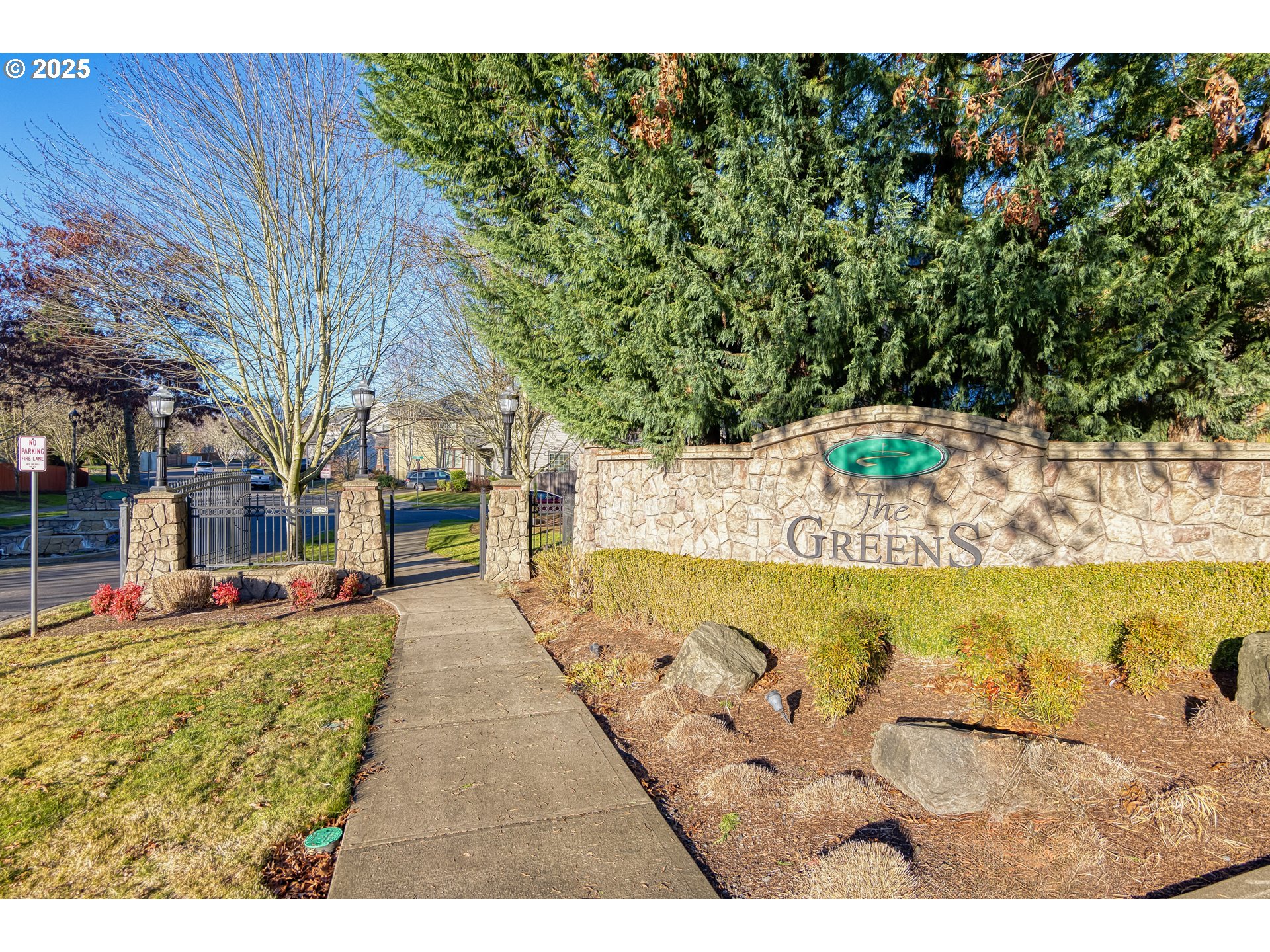 5271 N WEDGEWOOD LOOP