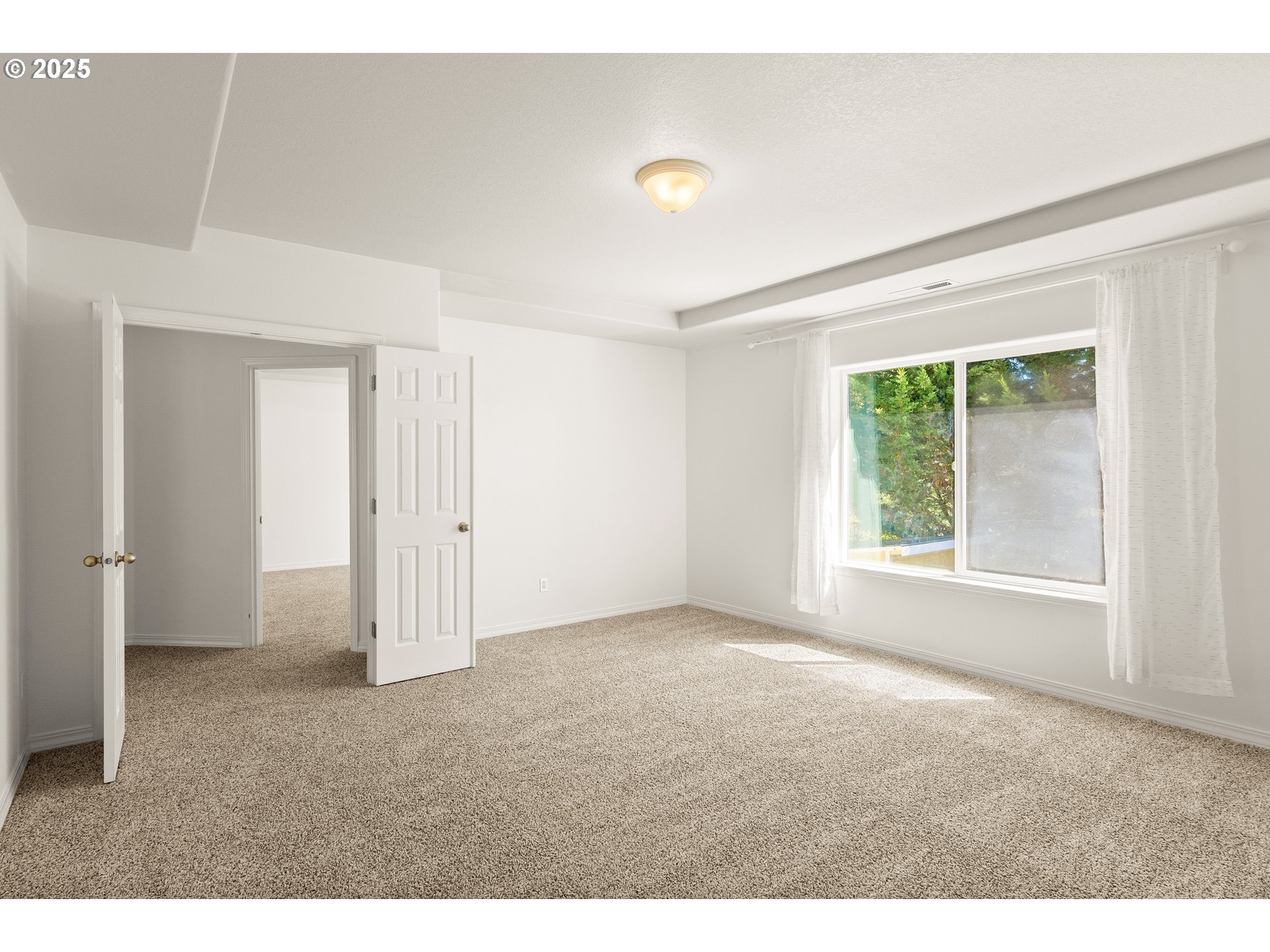 5271 N WEDGEWOOD LOOP