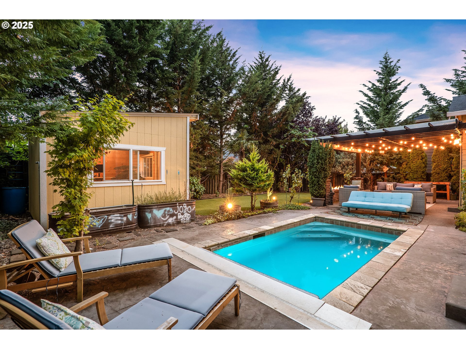 5271 N WEDGEWOOD LOOP