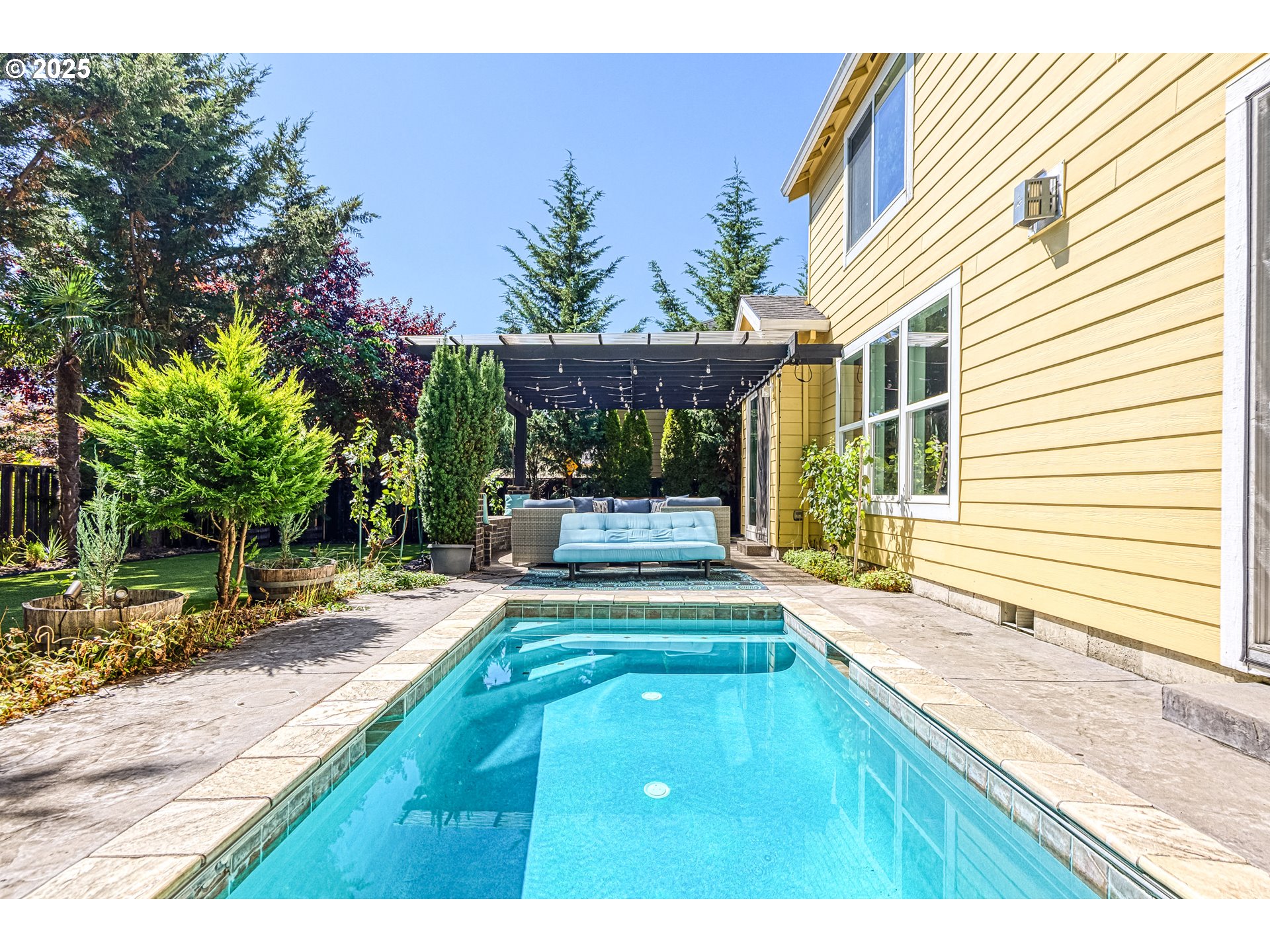 5271 N WEDGEWOOD LOOP