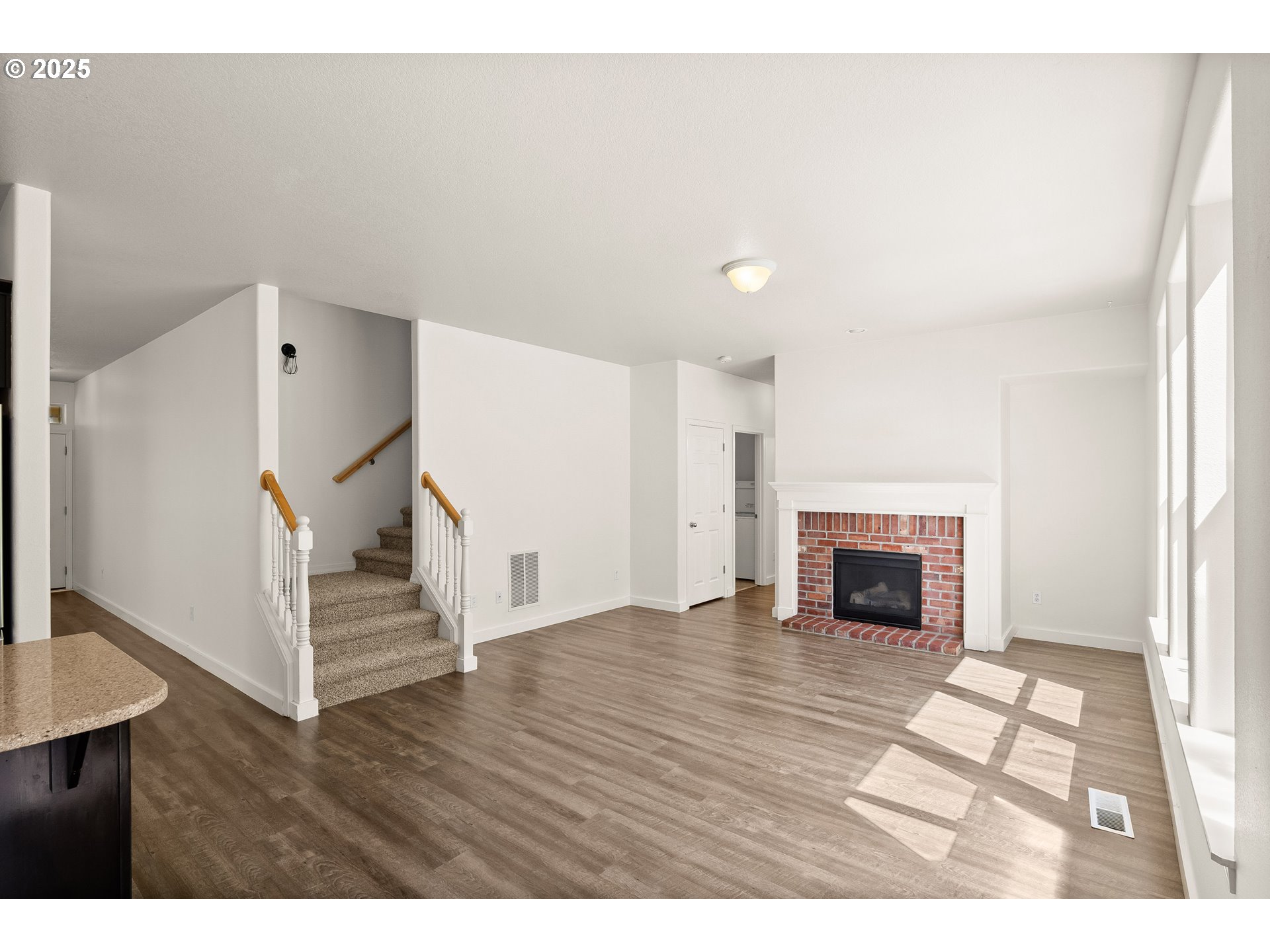 5271 N WEDGEWOOD LOOP