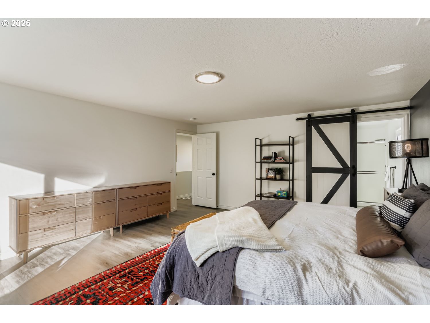 2157 DORSEY DR, Hubbard