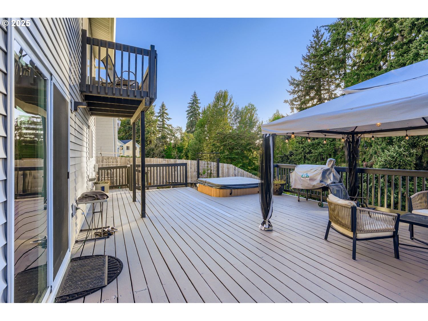 2157 DORSEY DR, Hubbard