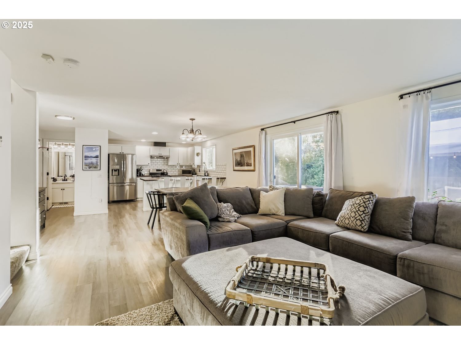 2157 DORSEY DR, Hubbard