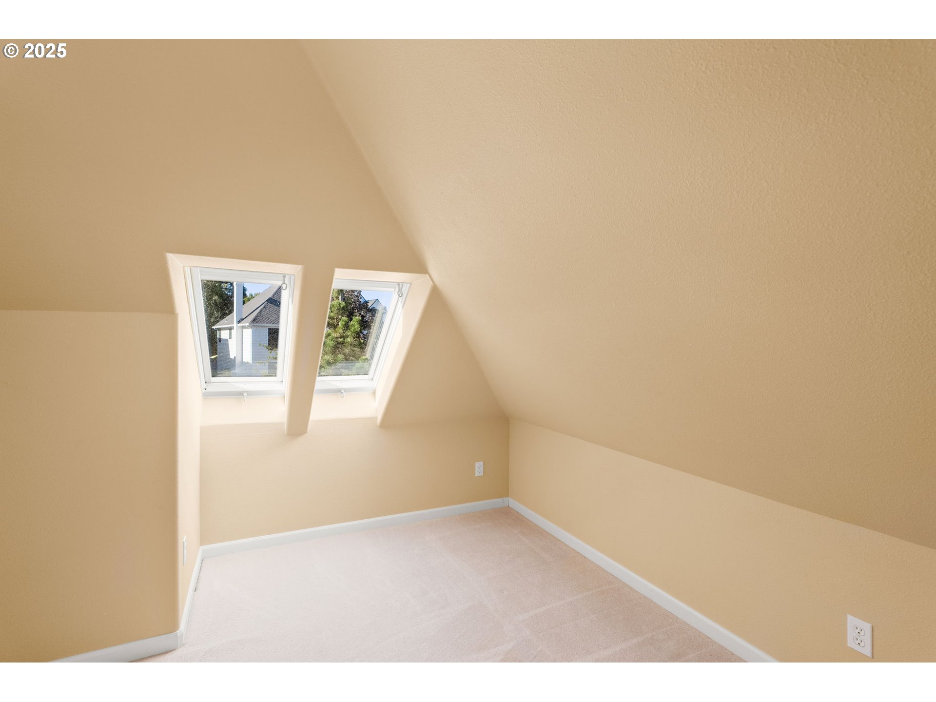 17634 BROOKHURST DR, Lake Oswego