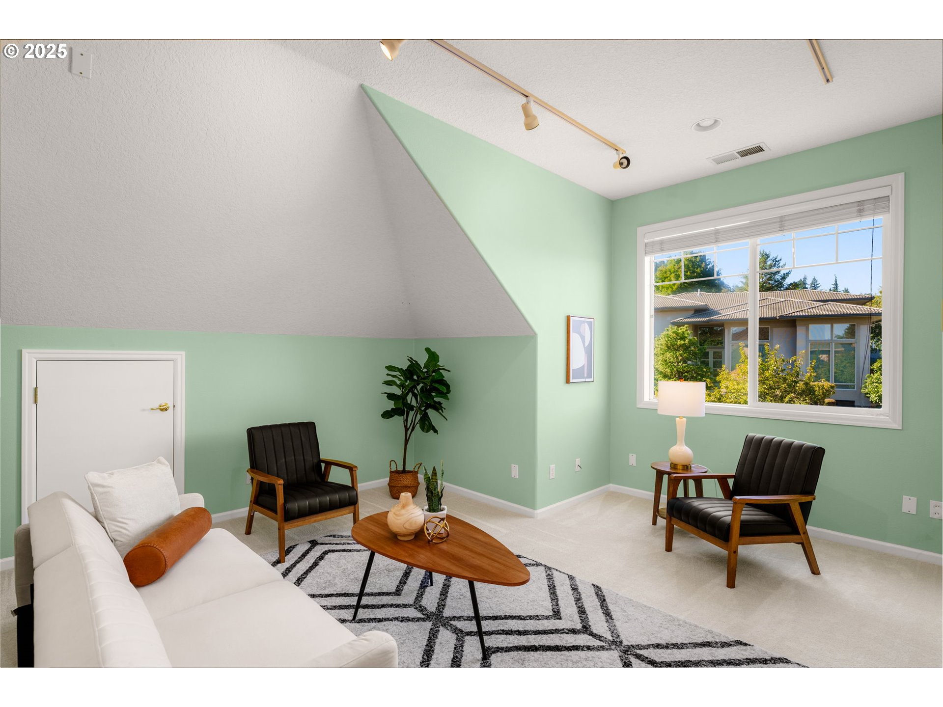 17634 BROOKHURST DR, Lake Oswego