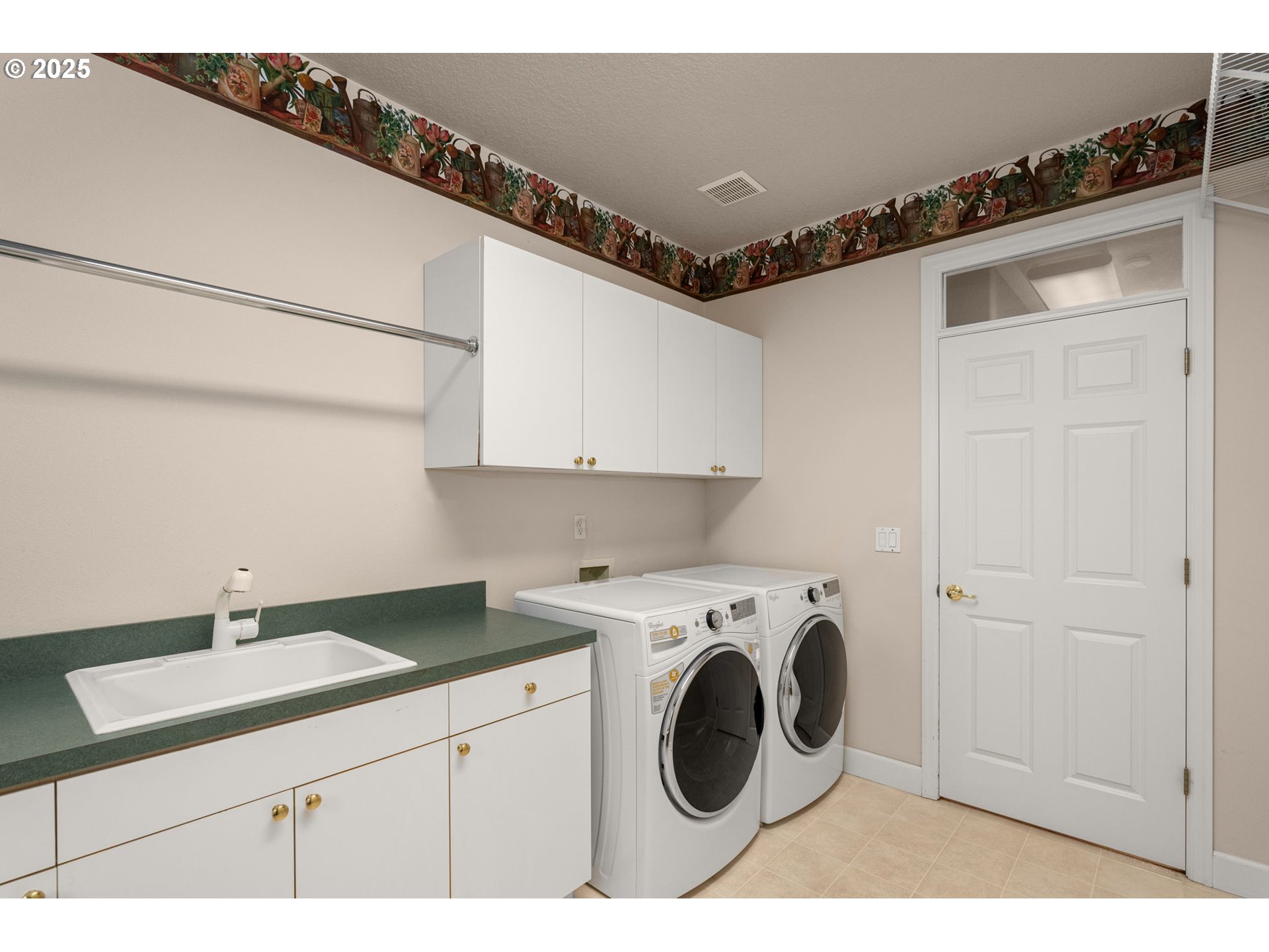 17634 BROOKHURST DR, Lake Oswego