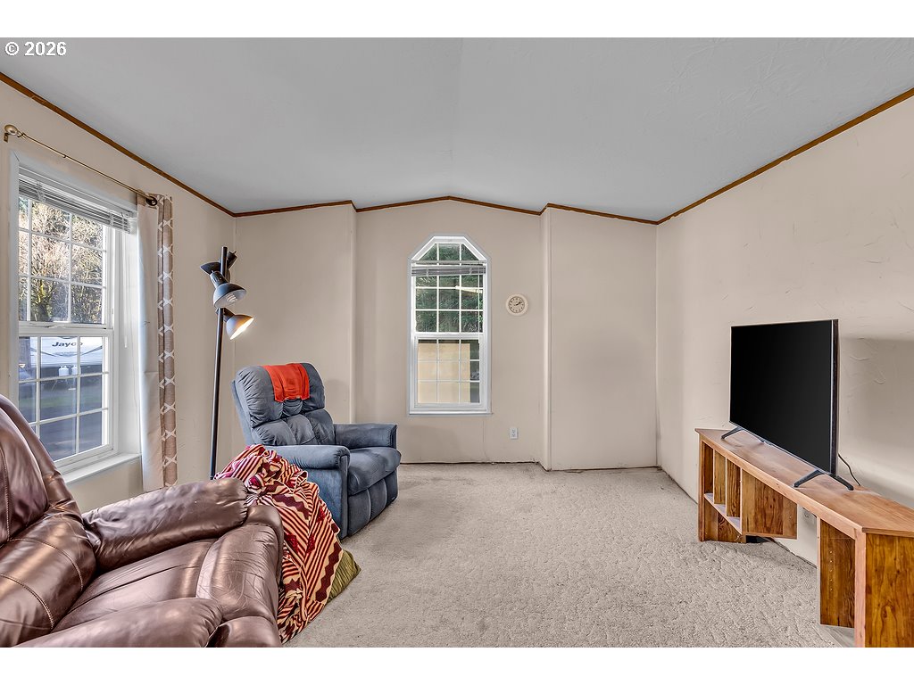18830 HIGHWAY 99E 33