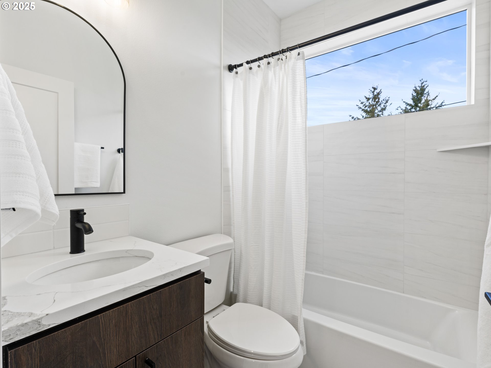 4910 SE Caruthers ST 1