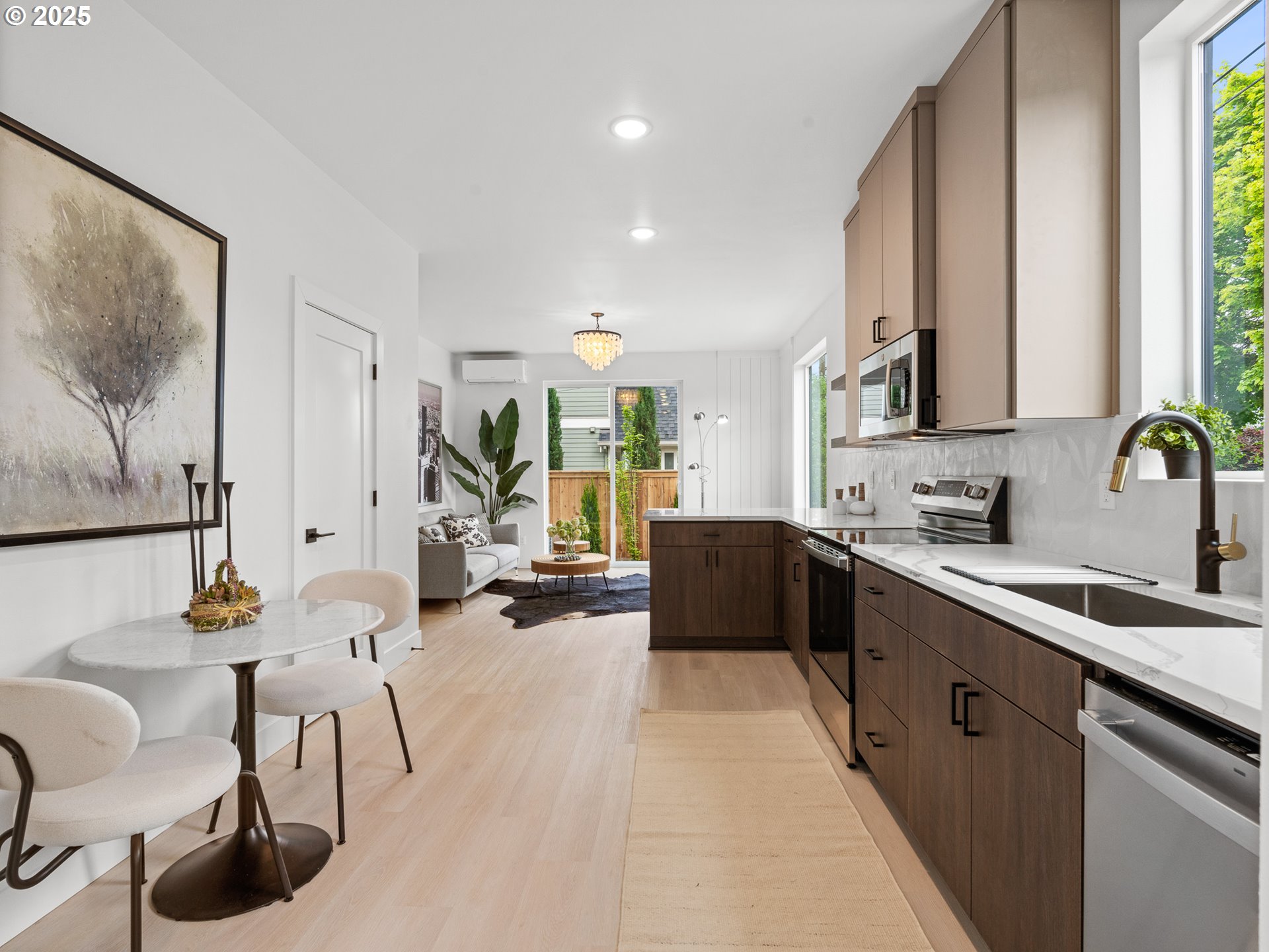 4910 SE Caruthers ST 1