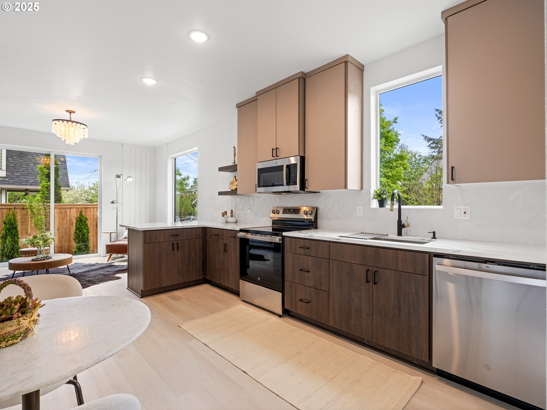 4910 SE Caruthers ST 1