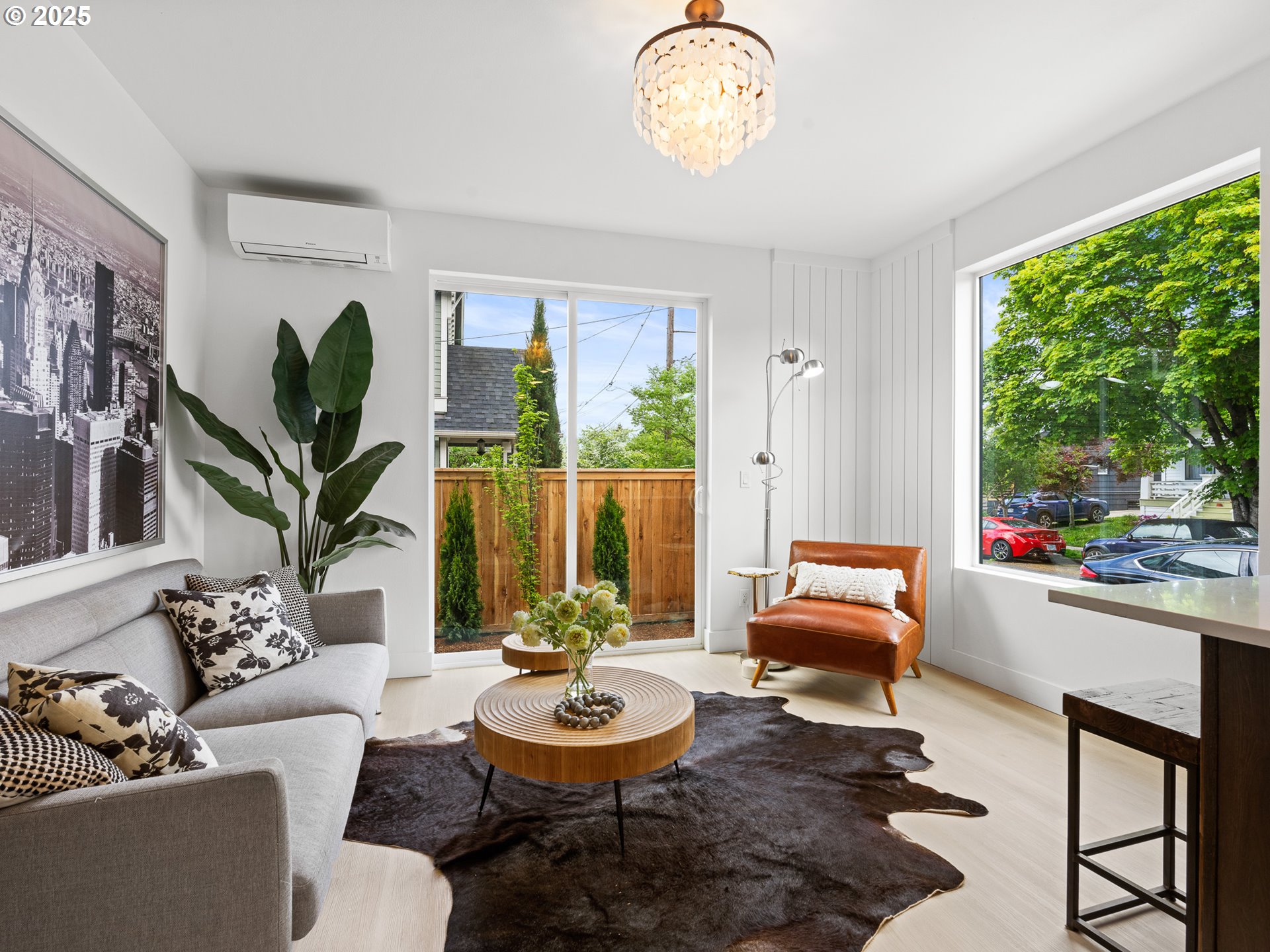 4910 SE Caruthers ST 1