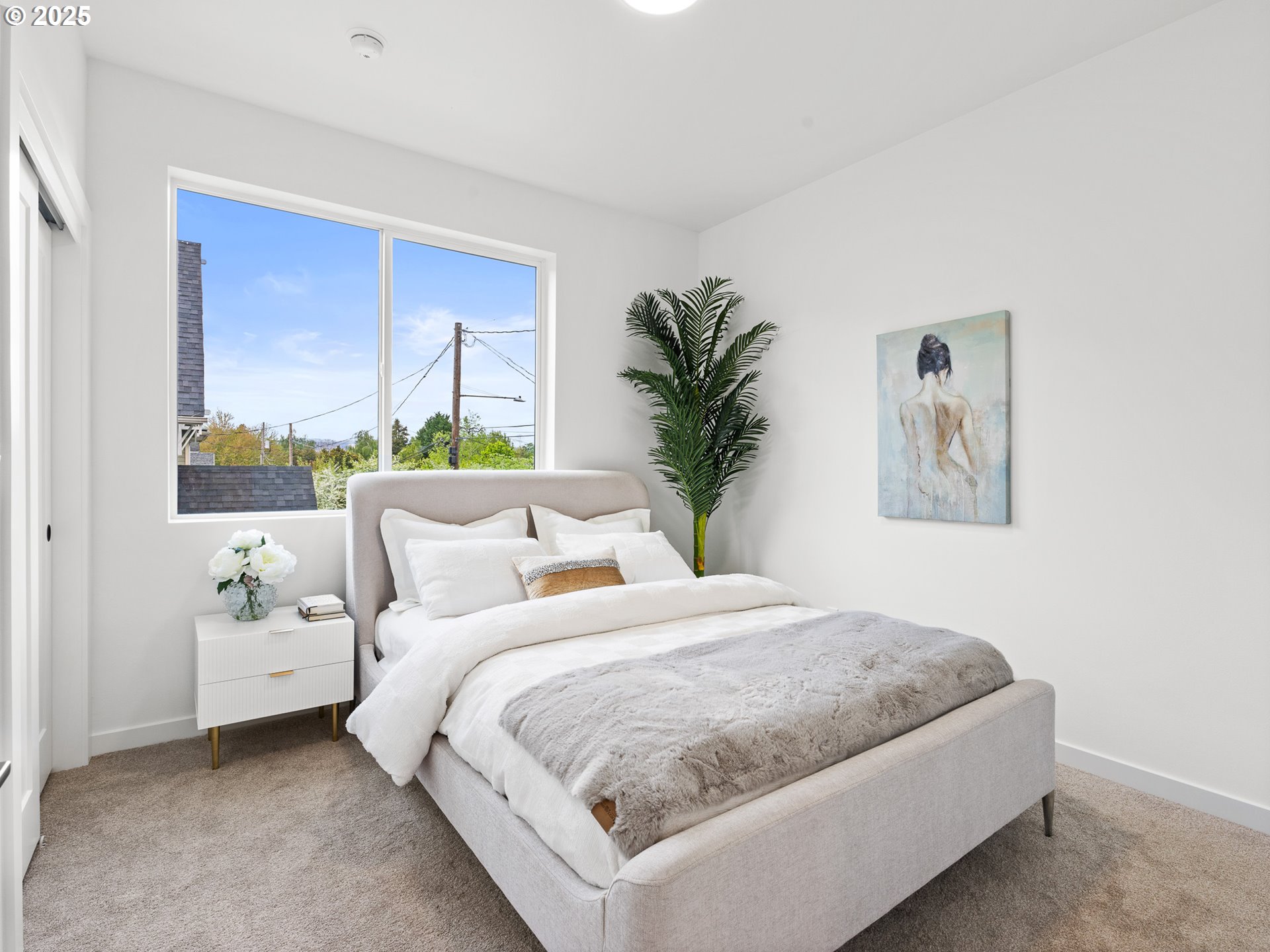 4910 SE Caruthers ST 1