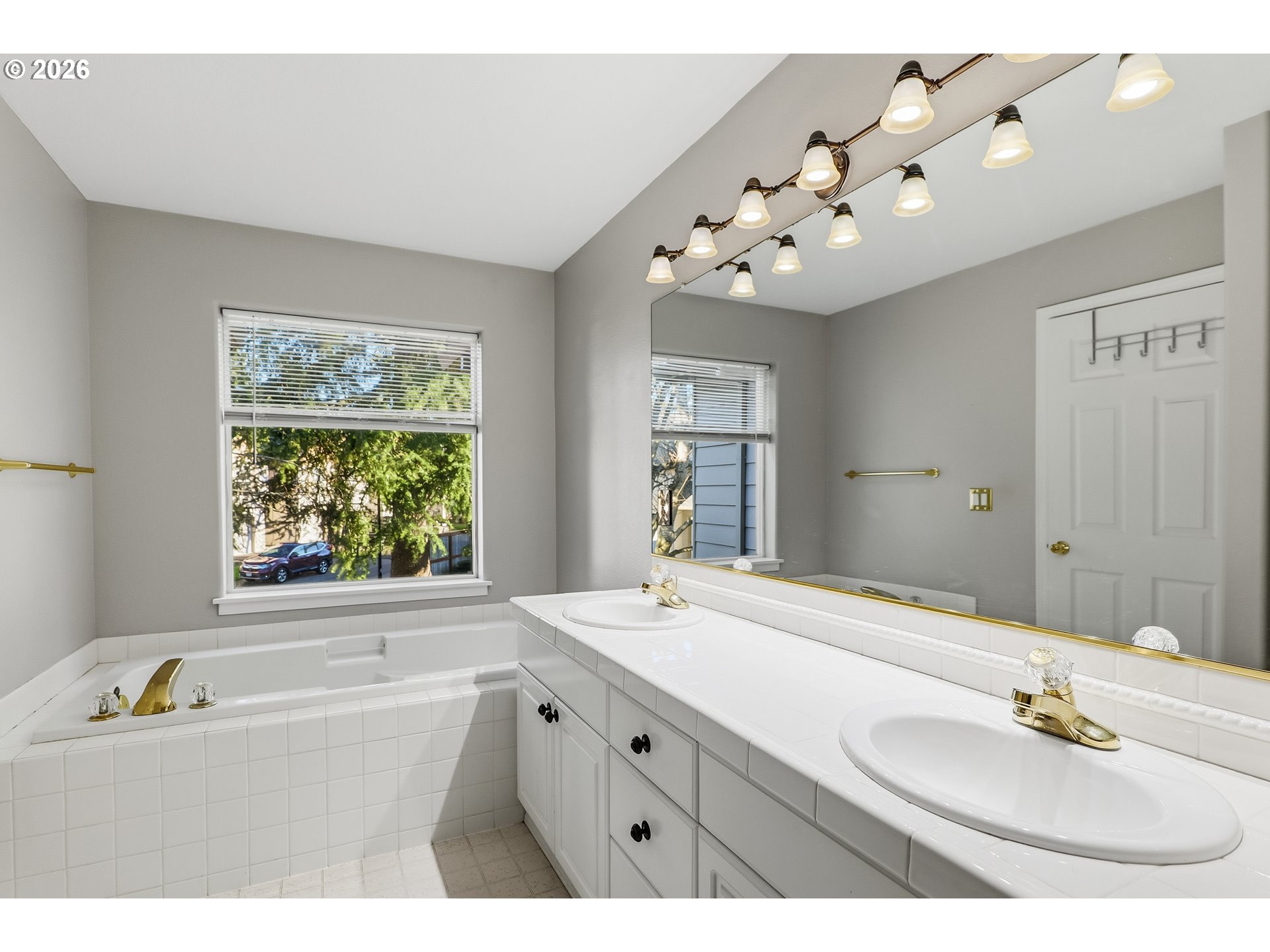 22030 SW GRAHAMS FERRY RD