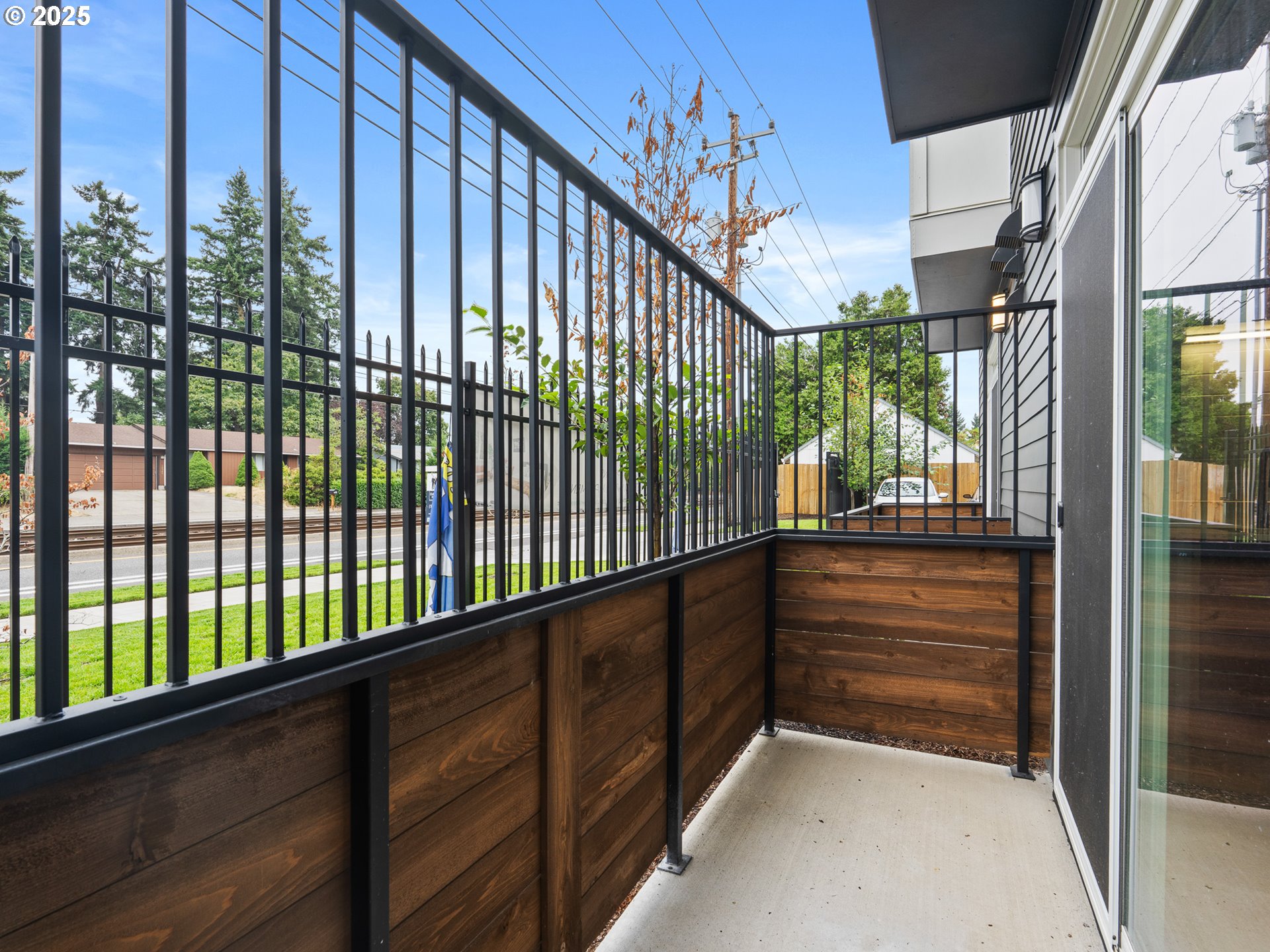 10985 E Burnside ST 8, Portland Unit: 8