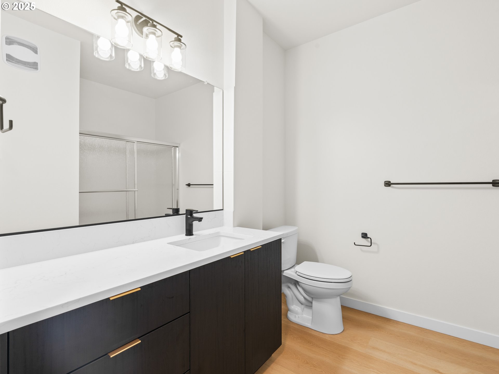 10985 E Burnside ST 8, Portland Unit: 8