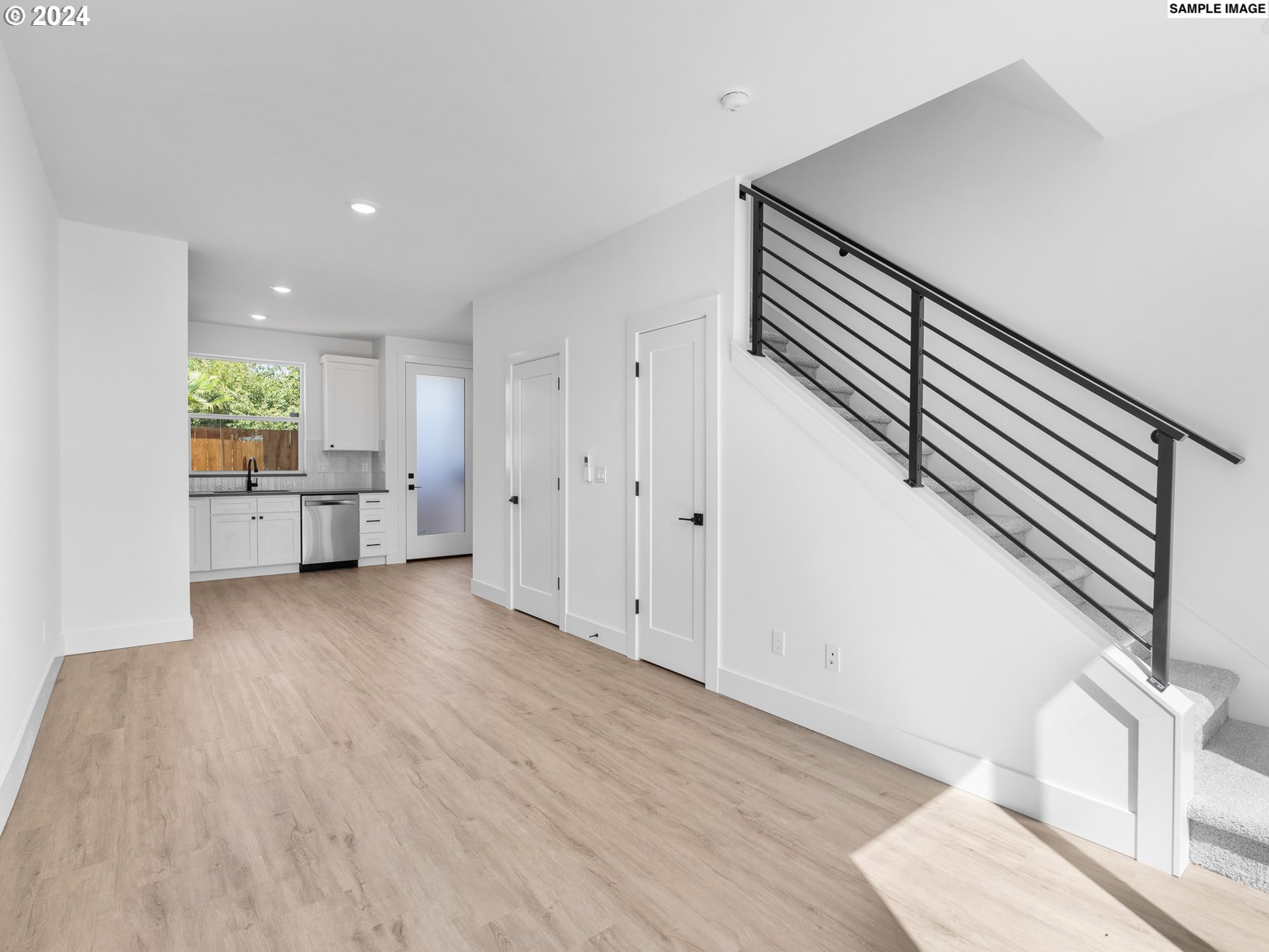 8482 N Willamette BLVD 2