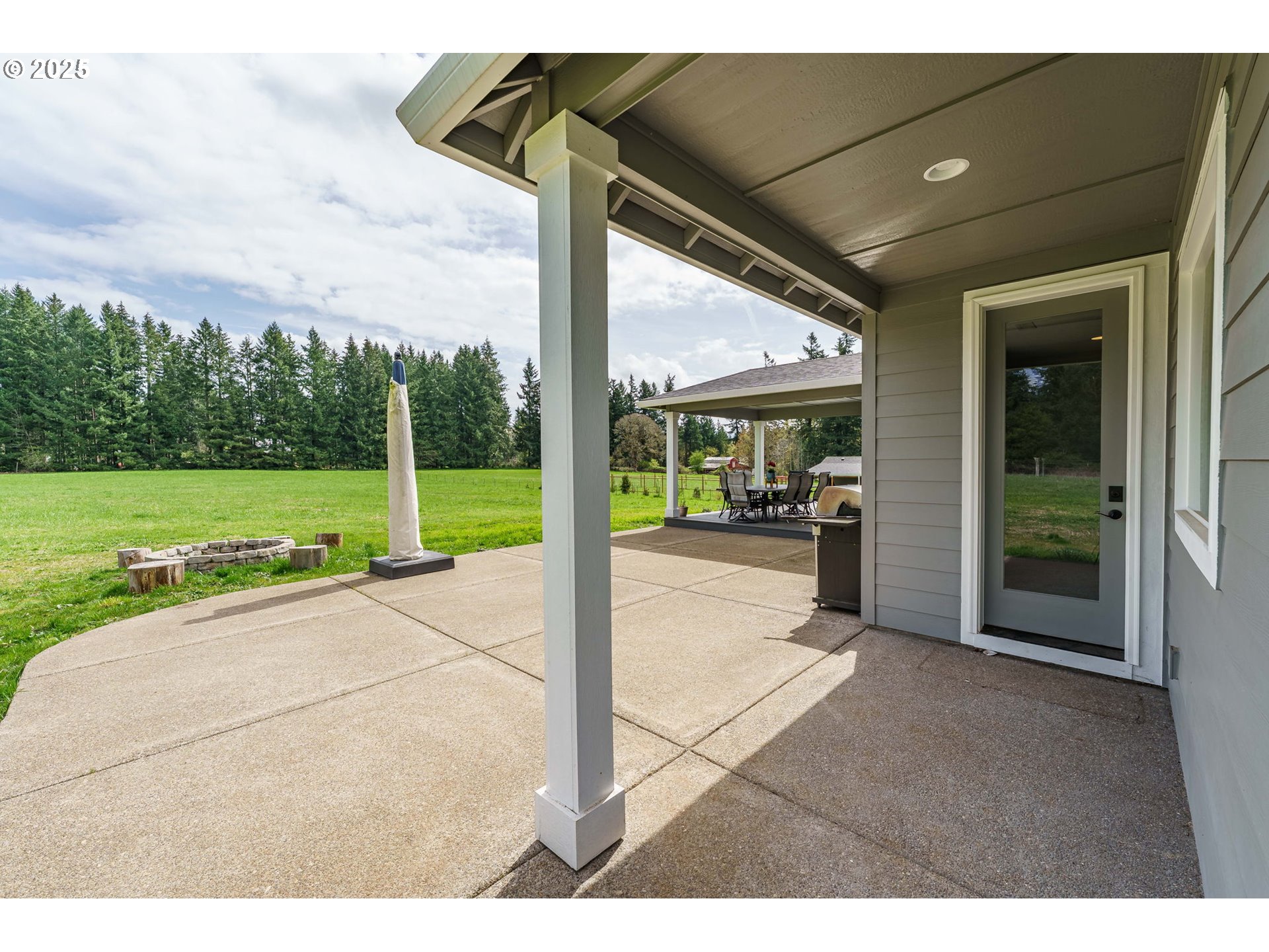 16121 S AMACHER LN, Oregon City