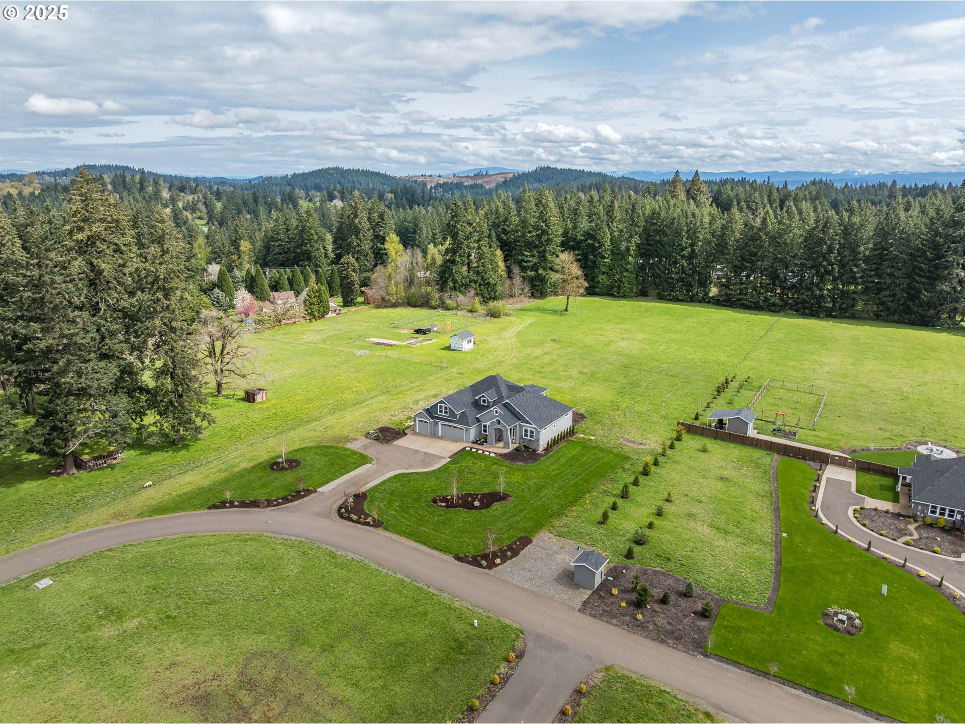 16121 S AMACHER LN, Oregon City