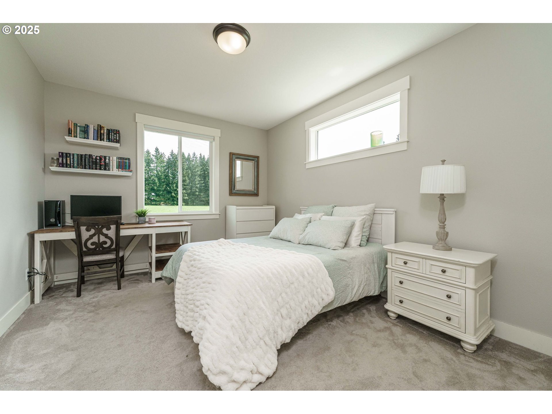 16121 S AMACHER LN, Oregon City