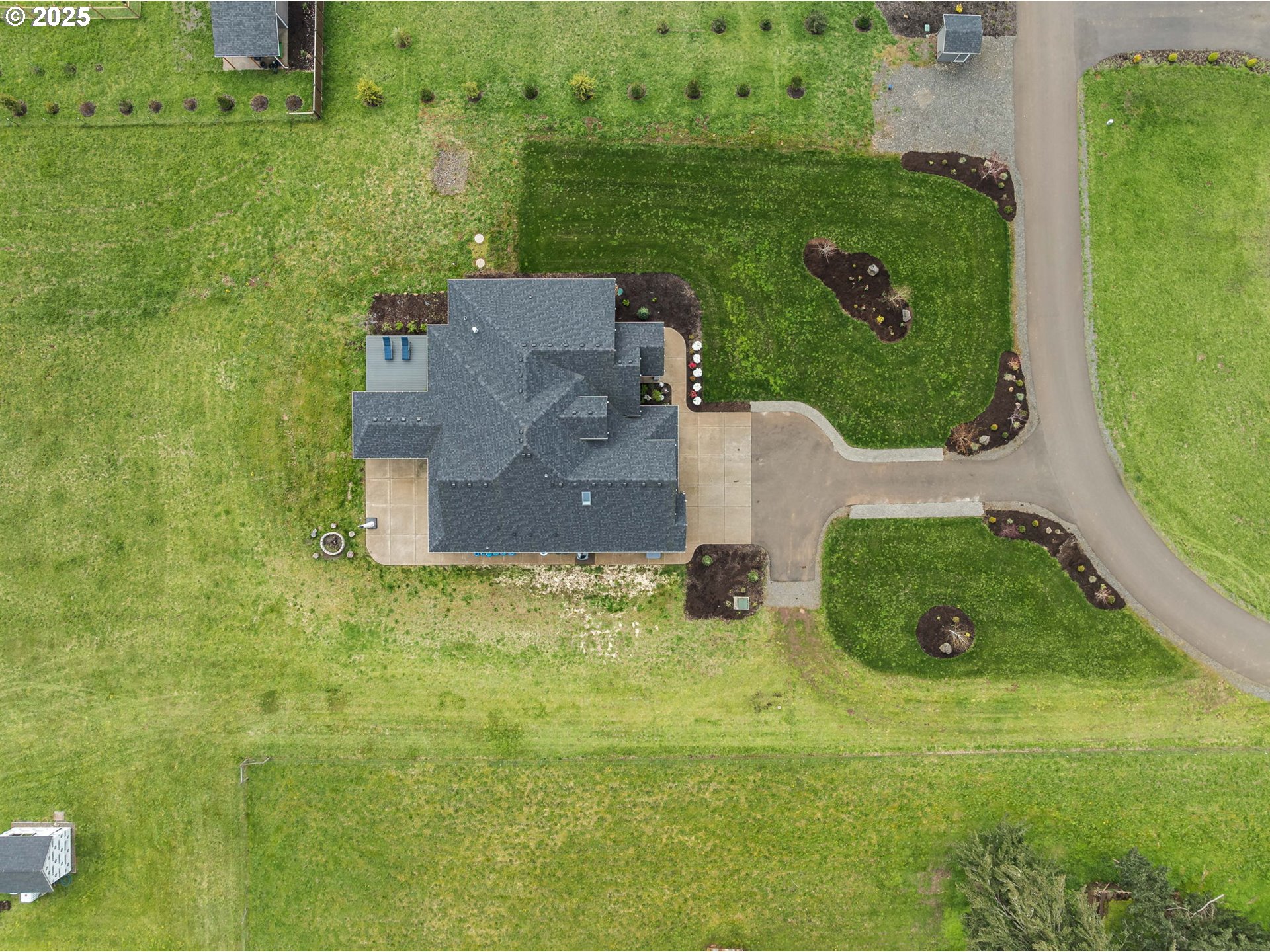 16121 S AMACHER LN, Oregon City