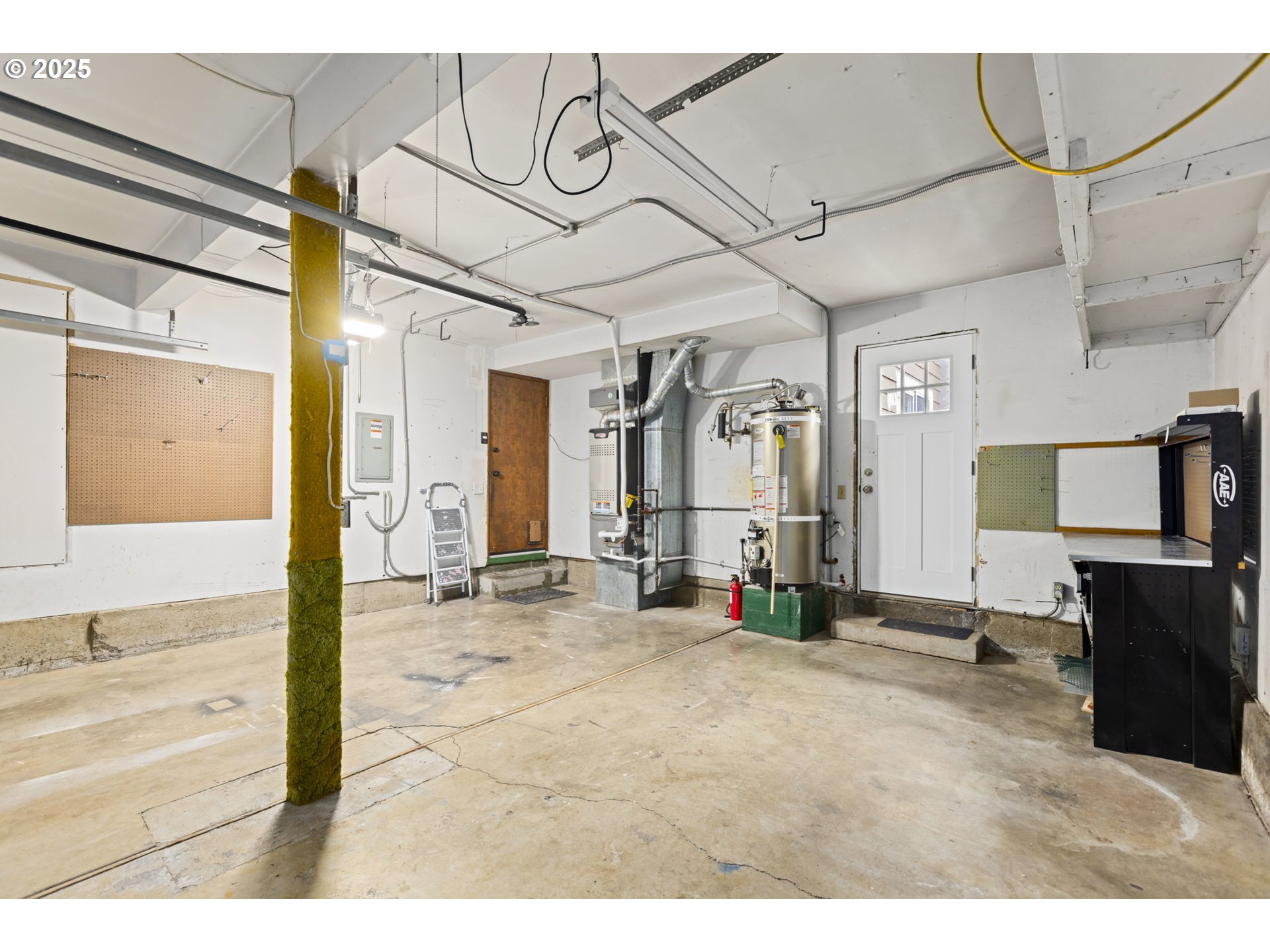 19230 SW PROSPECT PL