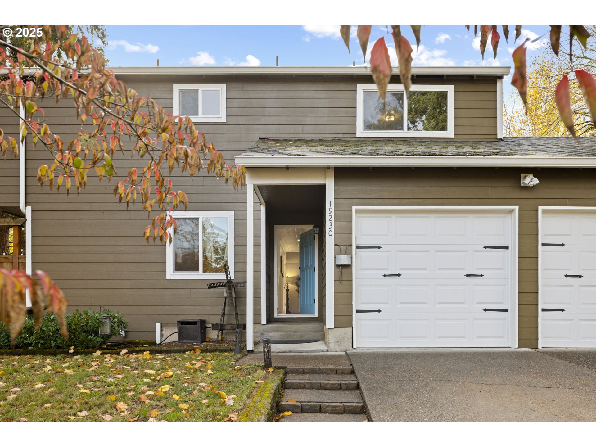 19230 SW PROSPECT PL