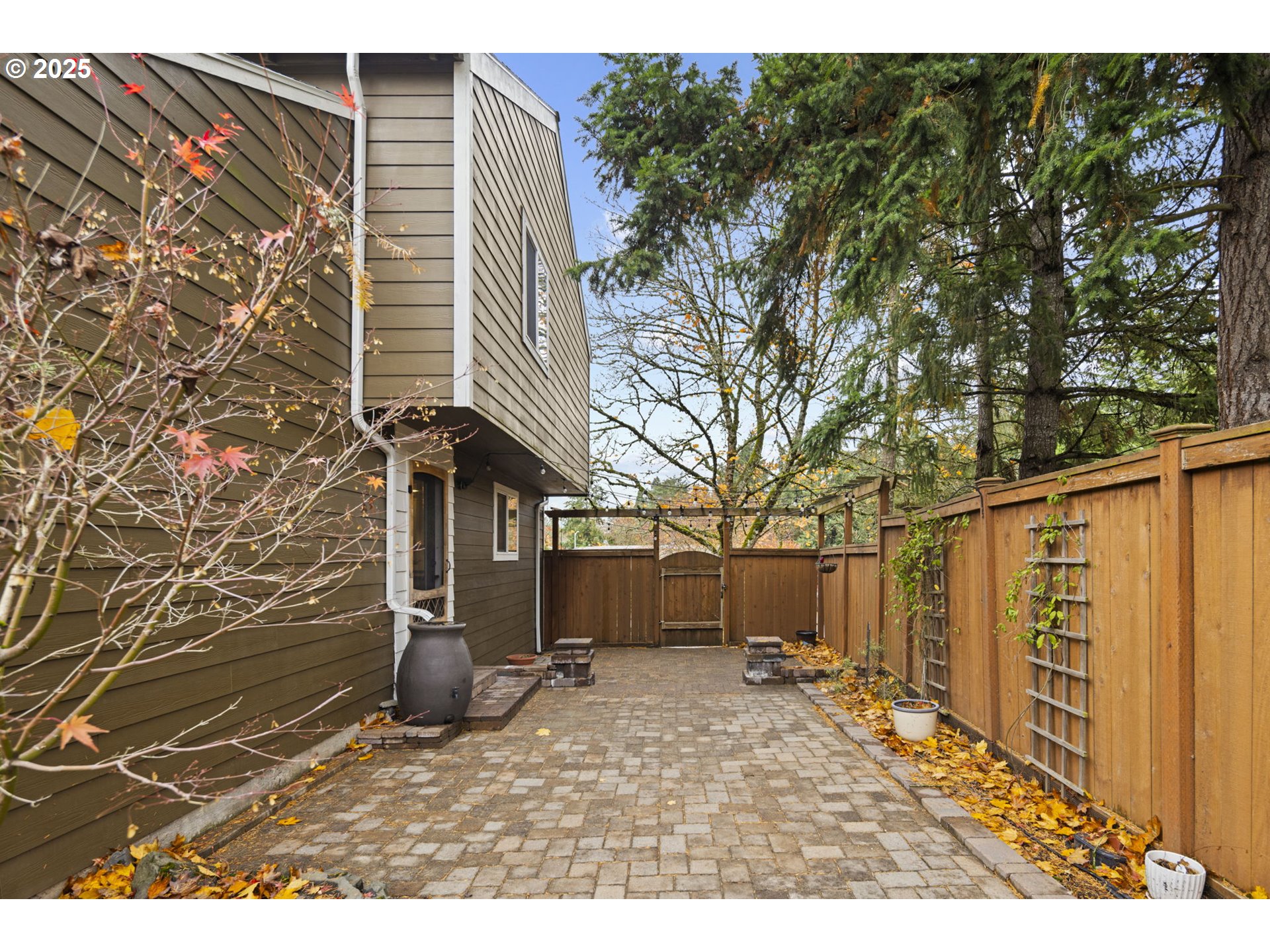 19230 SW PROSPECT PL