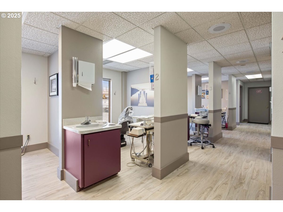 19230 SE MCLOUGHLIN BLVD, Gladstone