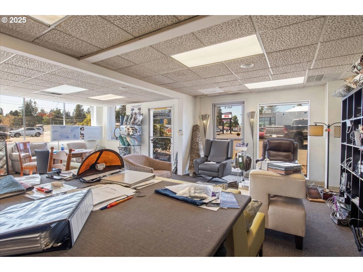 19230 SE MCLOUGHLIN BLVD, Gladstone