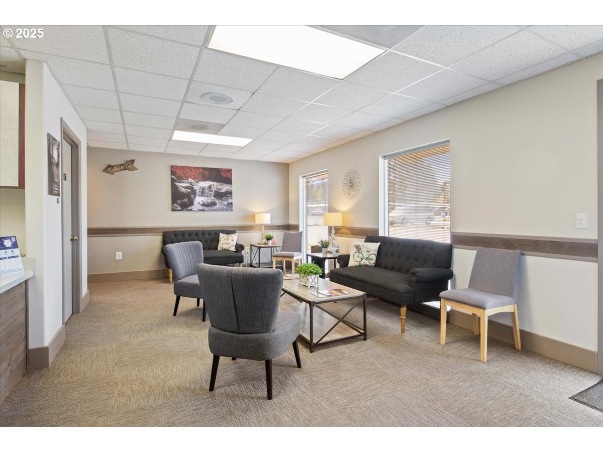 19230 SE MCLOUGHLIN BLVD, Gladstone