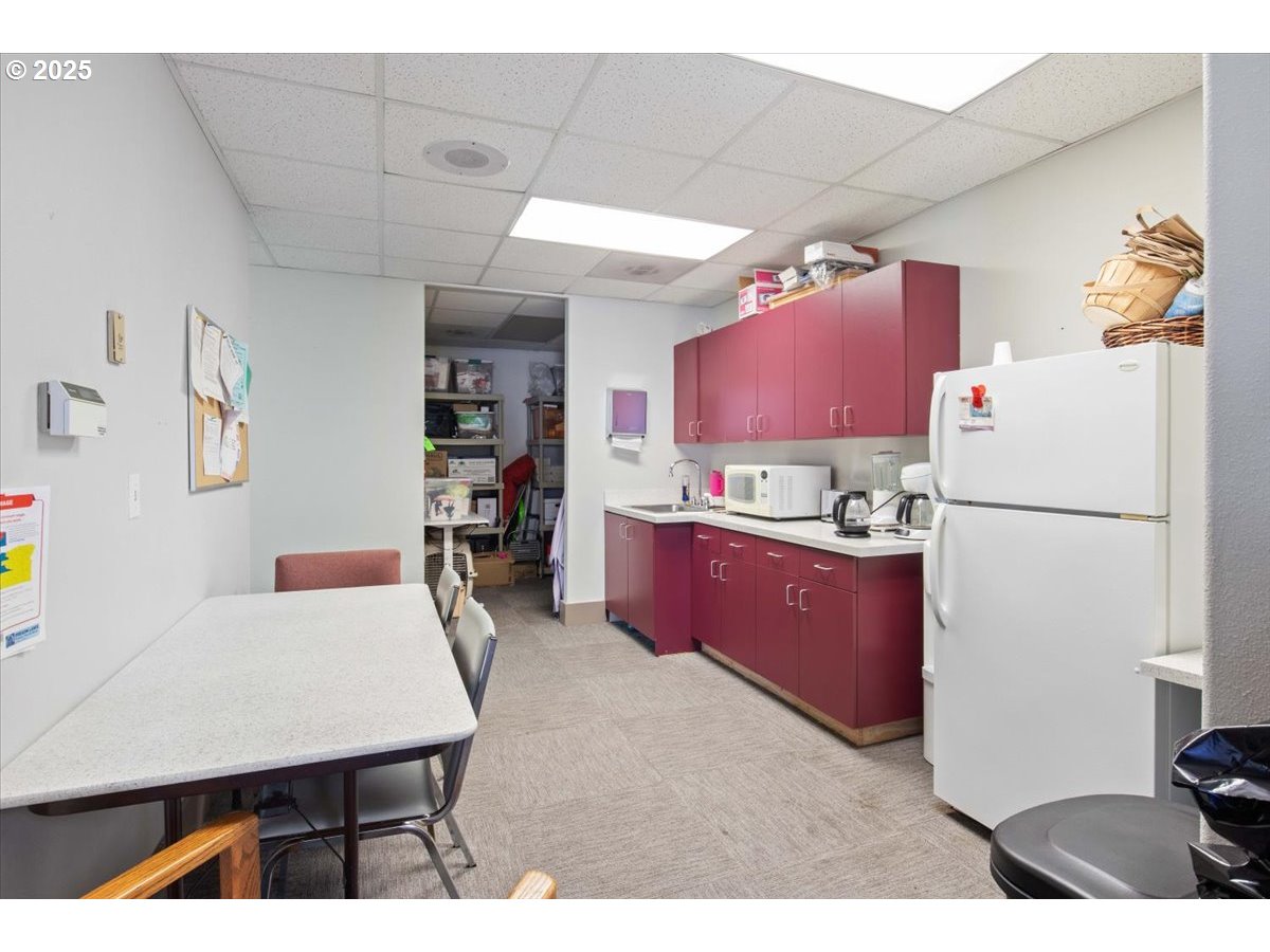 19230 SE MCLOUGHLIN BLVD, Gladstone