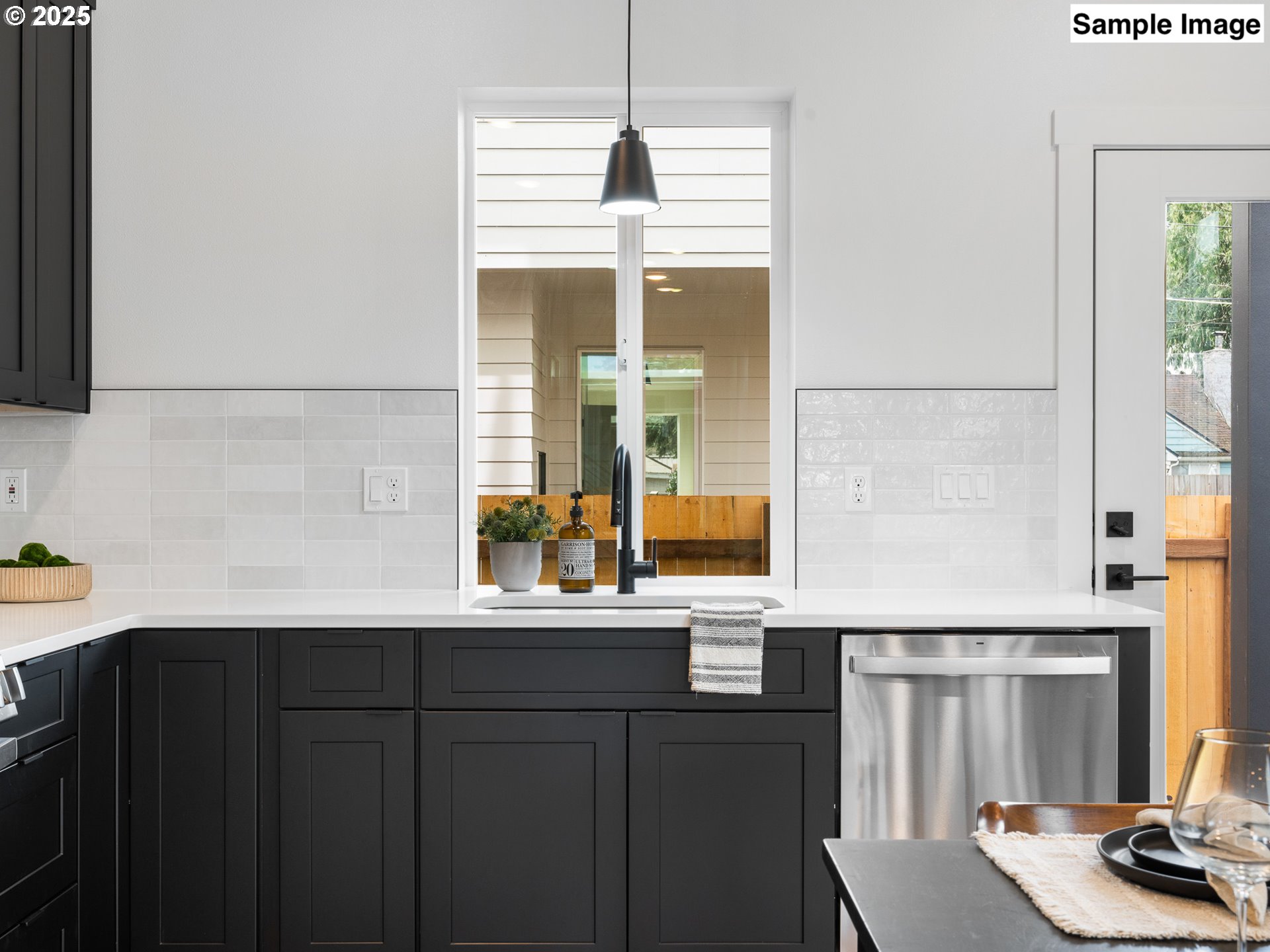 7189 SE Crystal Springs BLVD 10, Portland Unit: 10