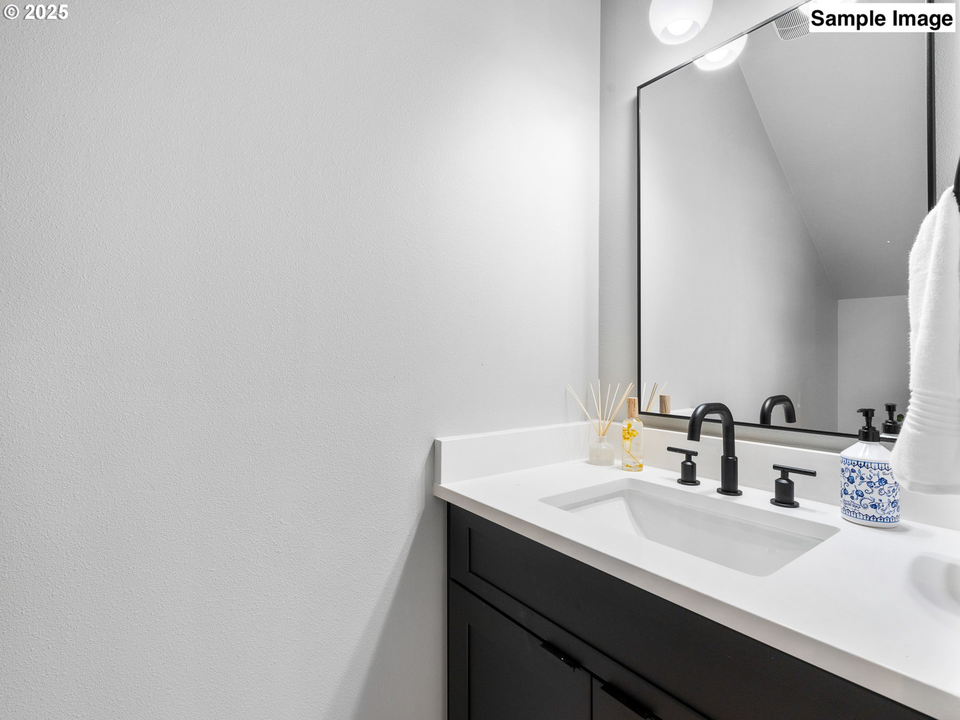 7189 SE Crystal Springs BLVD 10, Portland Unit: 10