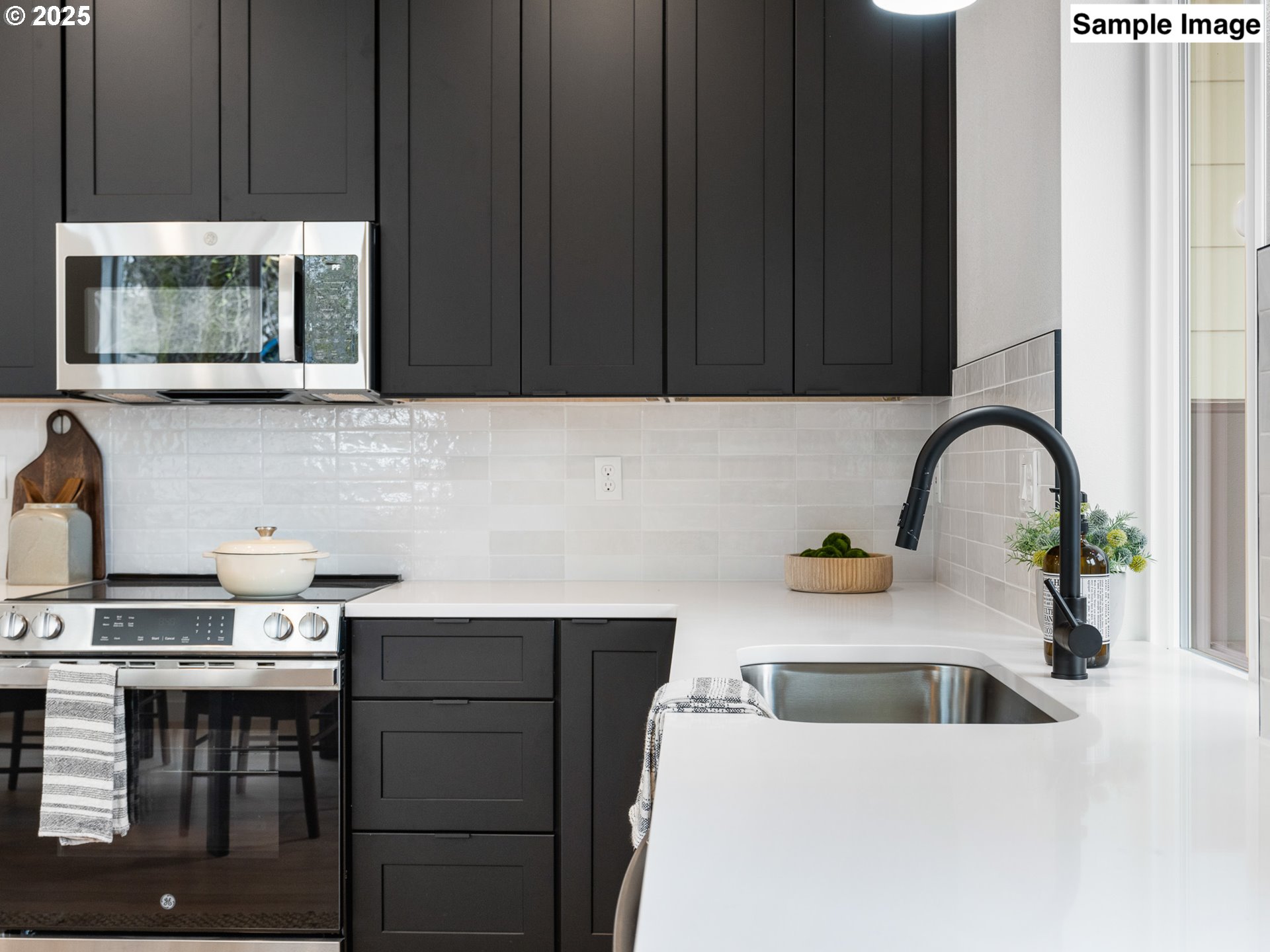 7189 SE Crystal Springs BLVD 10, Portland Unit: 10