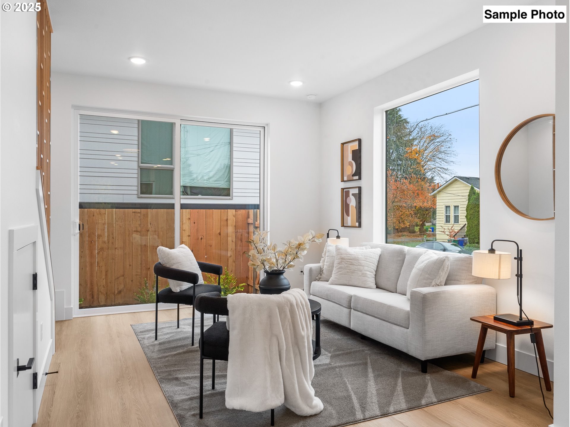 3554 N Haight AVE 3