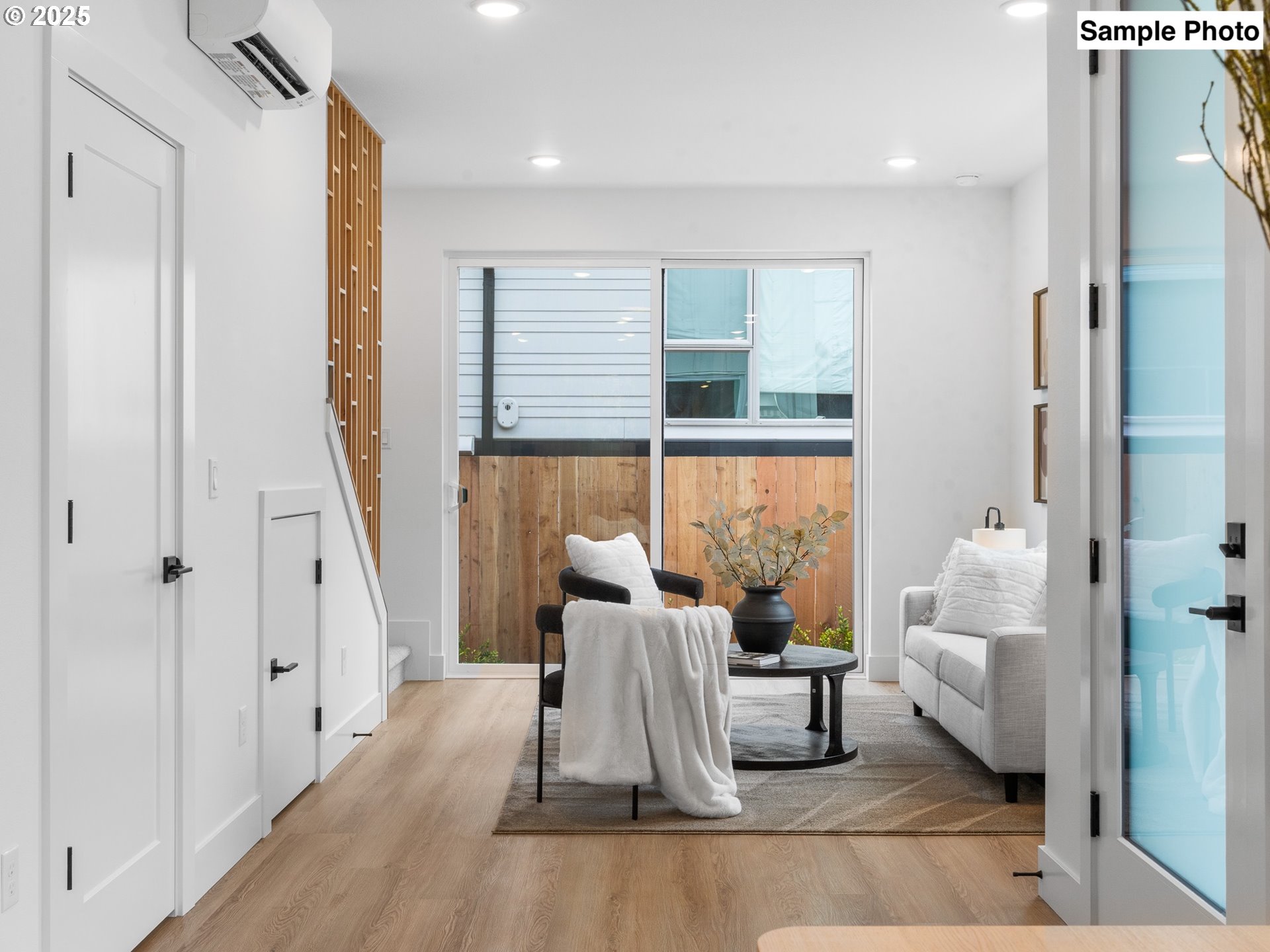 3554 N Haight AVE 3