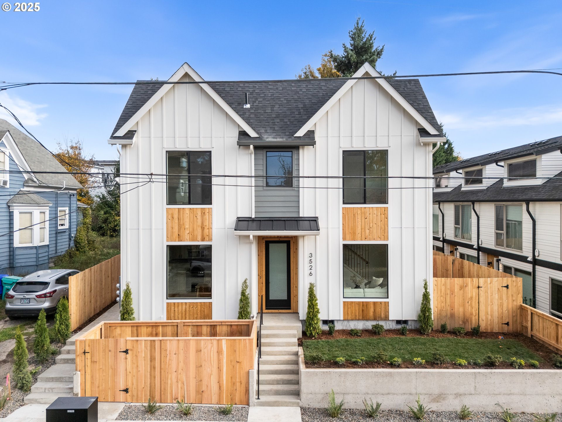 3554 N Haight AVE 3