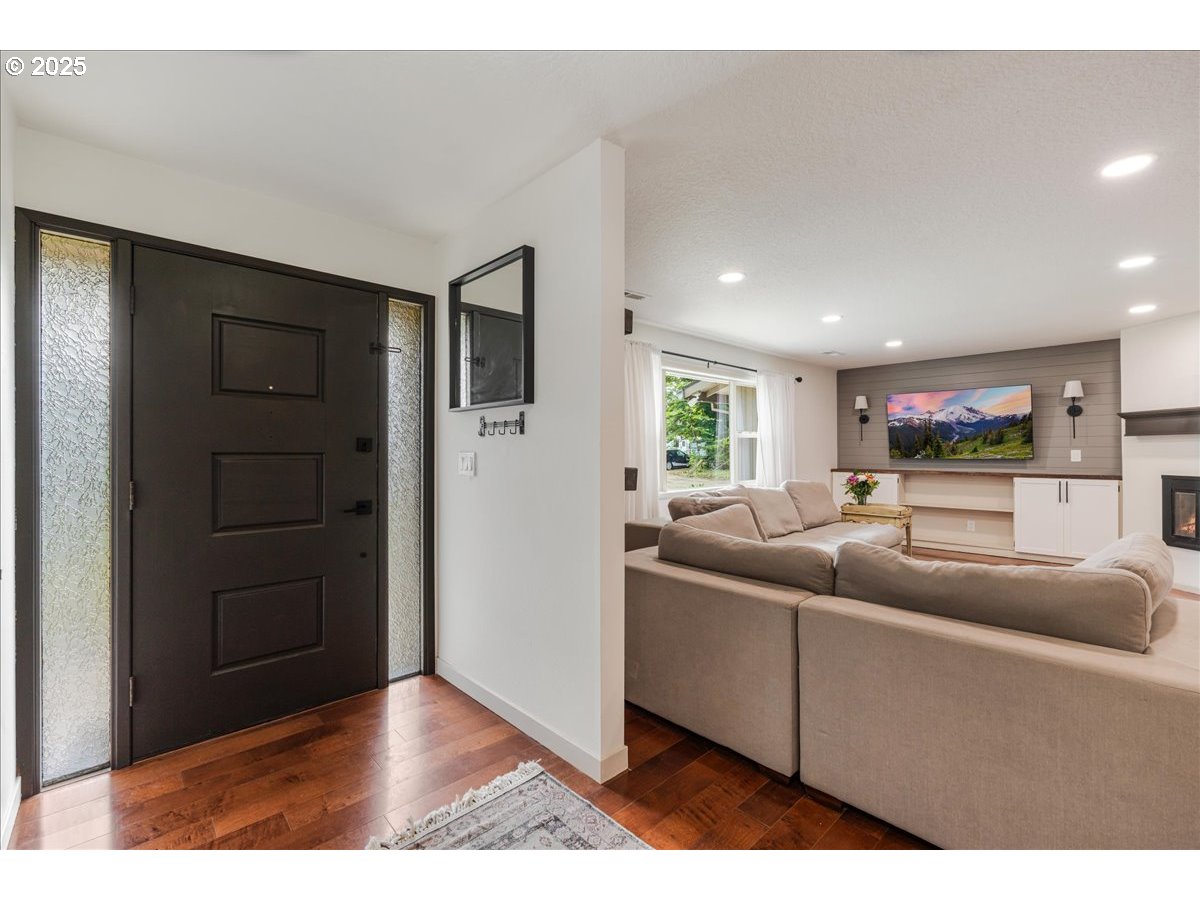 15323 SE FAIROAKS AVE, Milwaukie