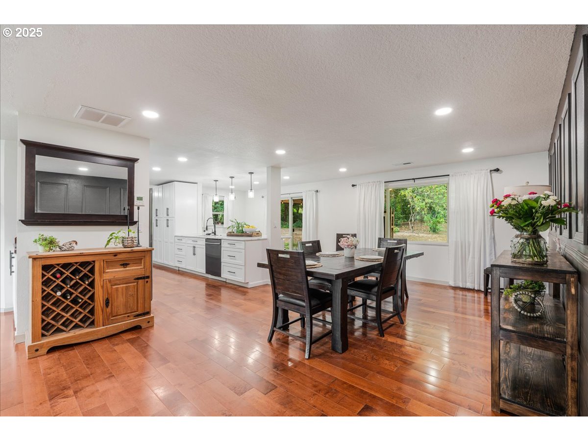 15323 SE FAIROAKS AVE, Milwaukie