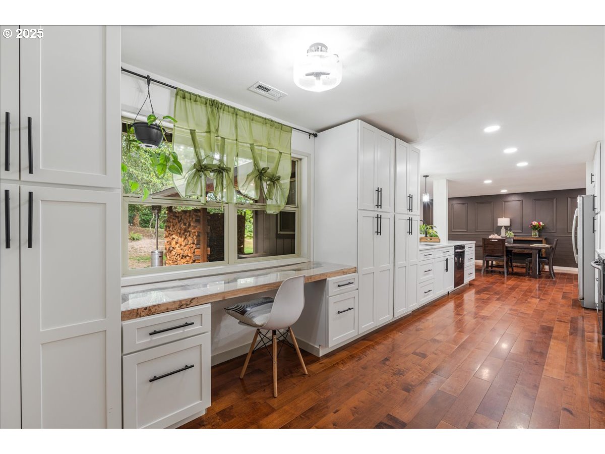 15323 SE FAIROAKS AVE, Milwaukie