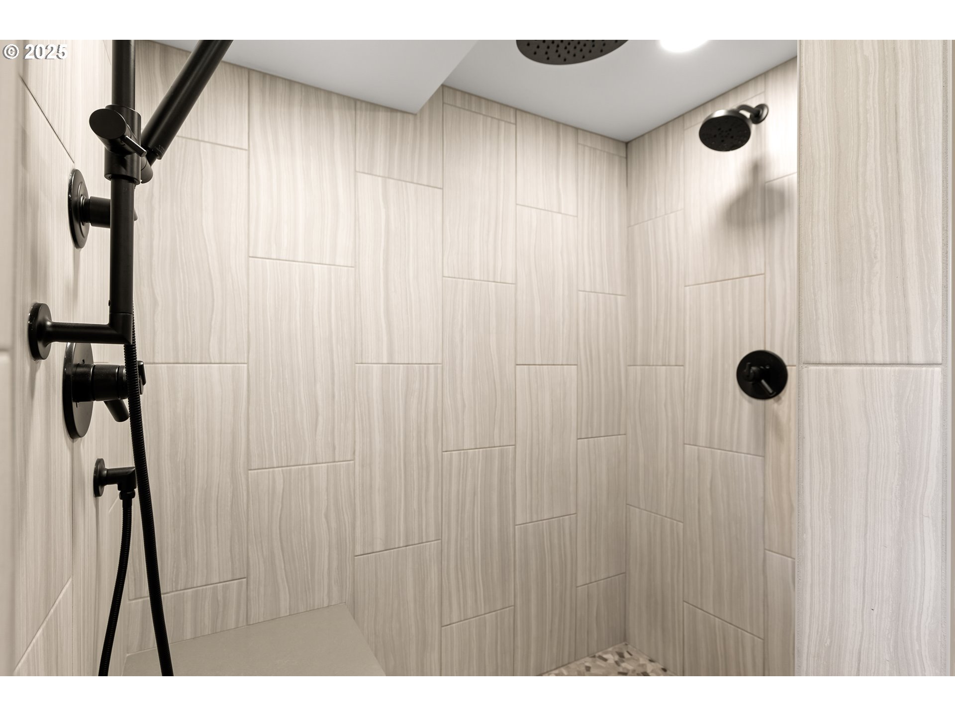 14089 NE RIVER VISTA LN, Aurora