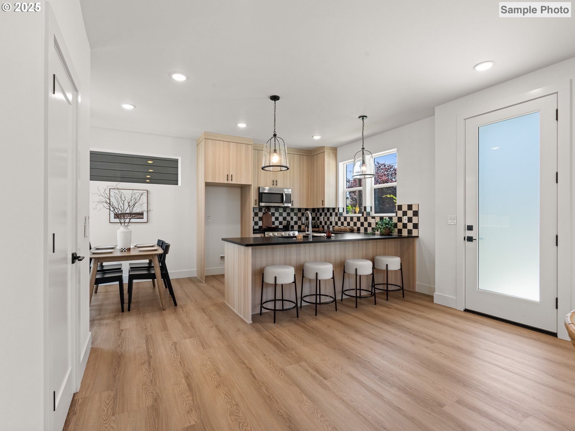 7135 N Fiske AVE, Portland