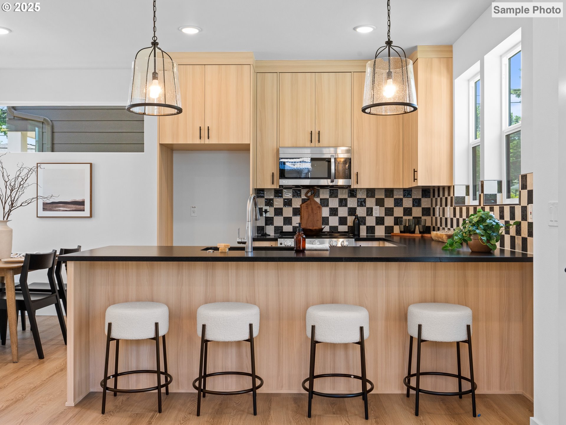 7135 N Fiske AVE, Portland